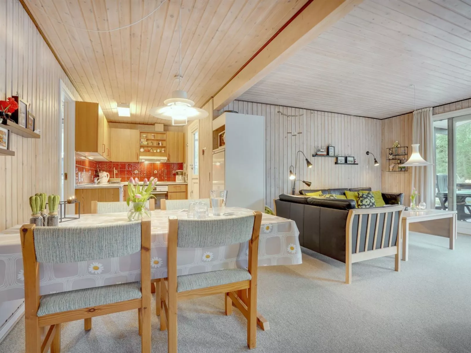 "Sigrun" - 4km from the sea-Inside