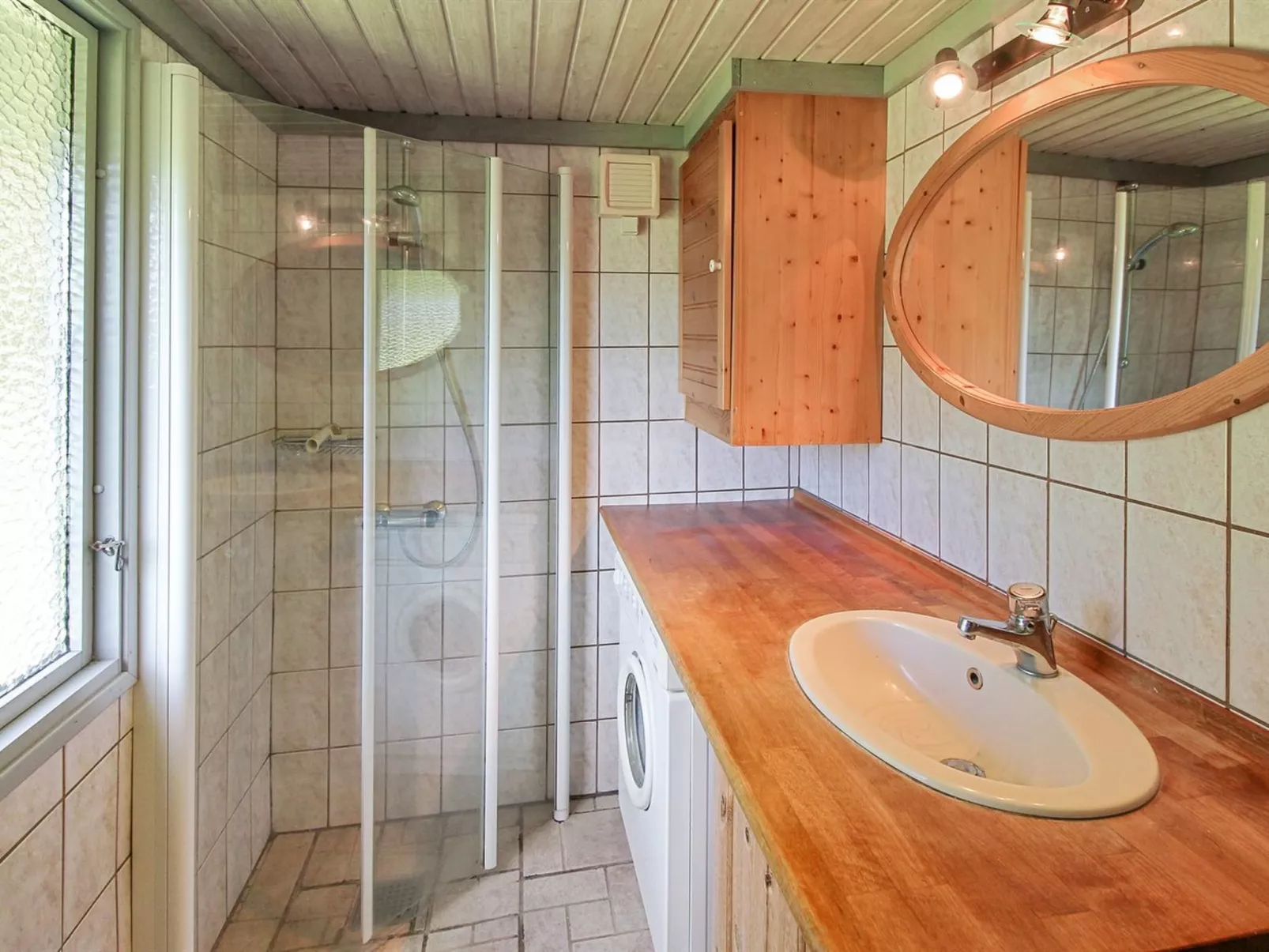 "Biergh" - 600m from the sea-Inside