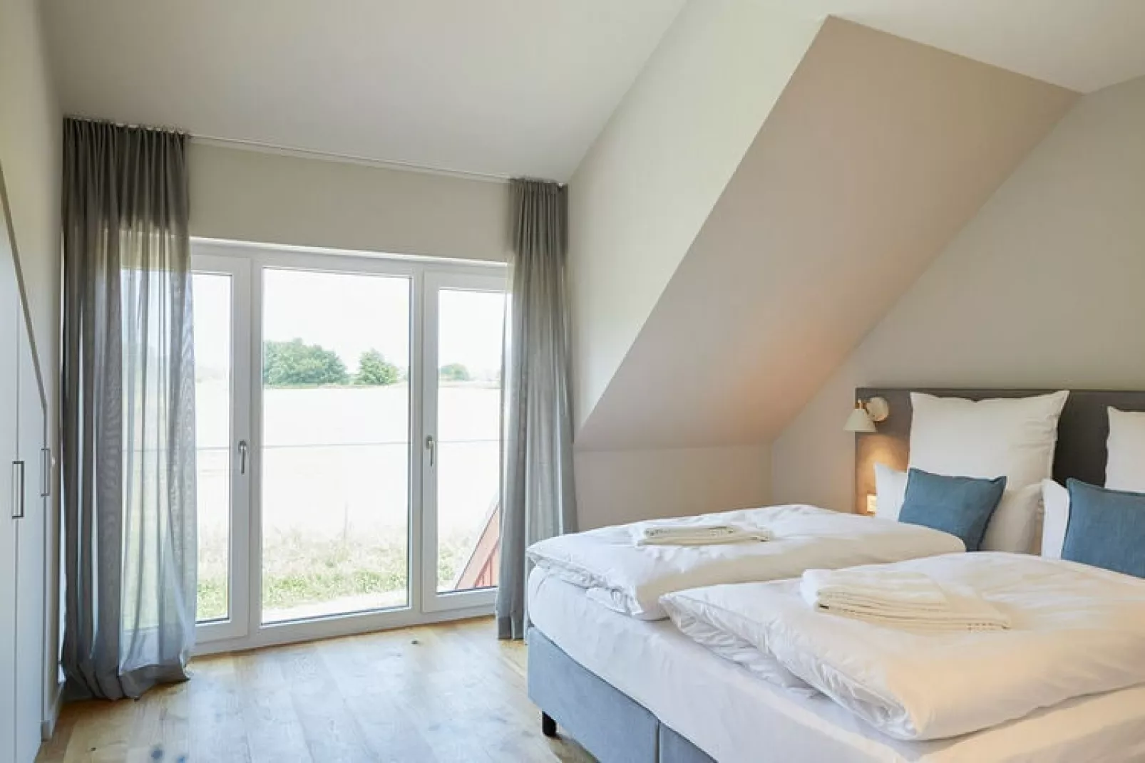 Bades Huk Hohenkirchen-3 Schlafzimmer-Schlafzimmer