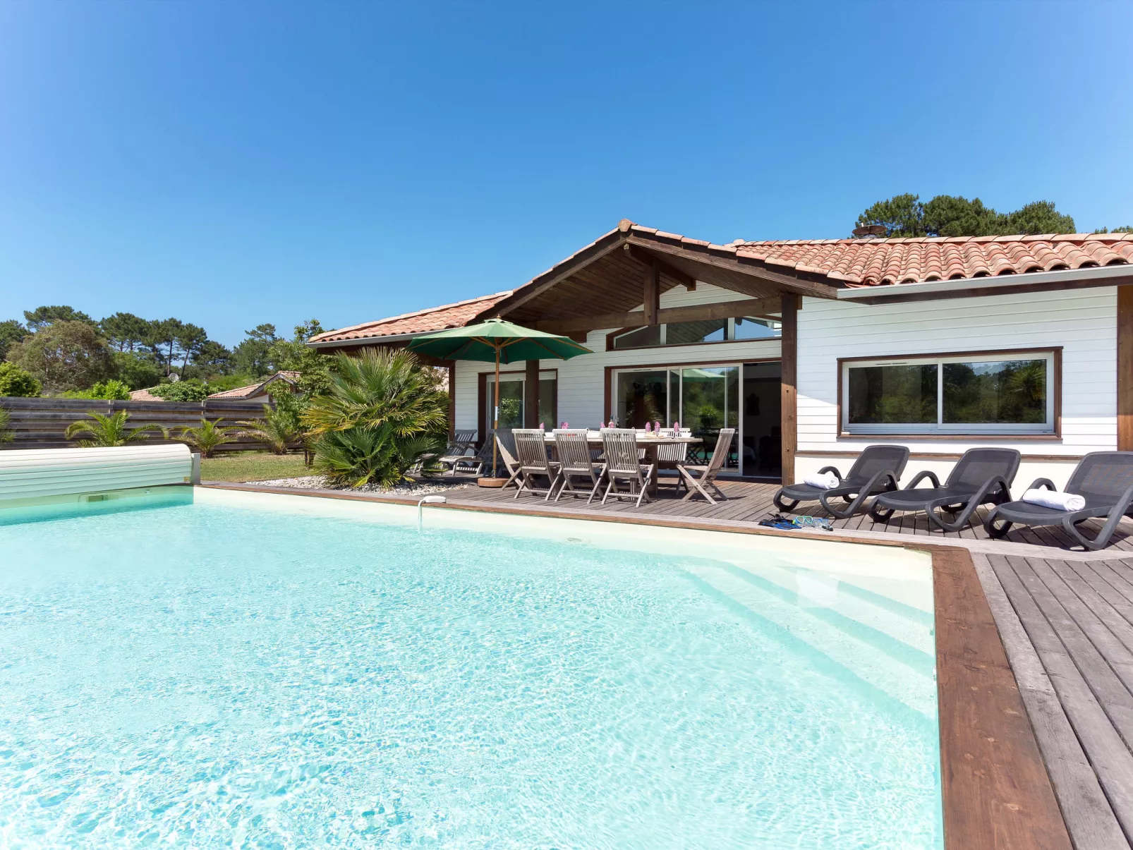Les Dunes de la Prade-Outside