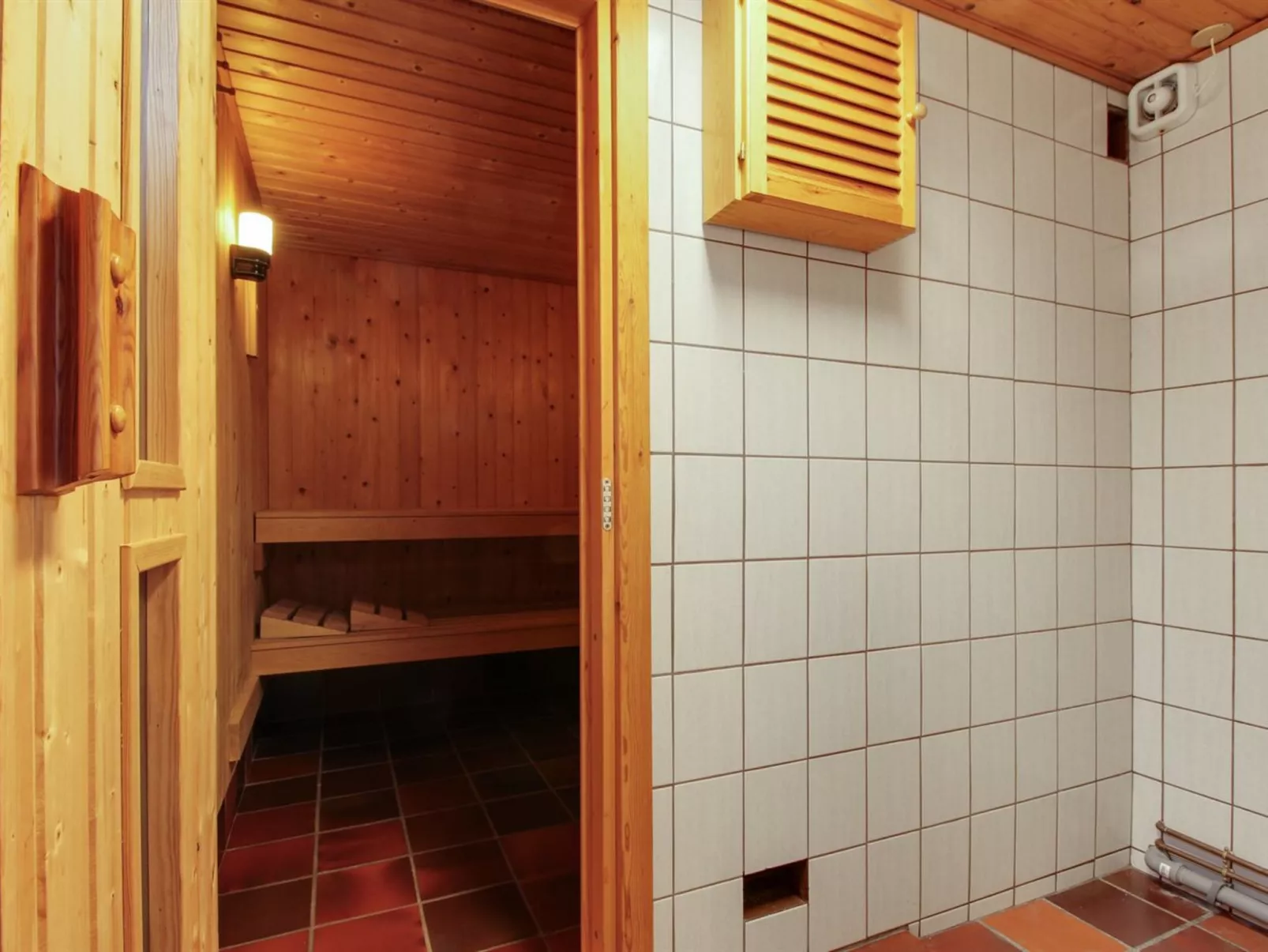 "Ehmi" - 500m from the sea-Drinnen