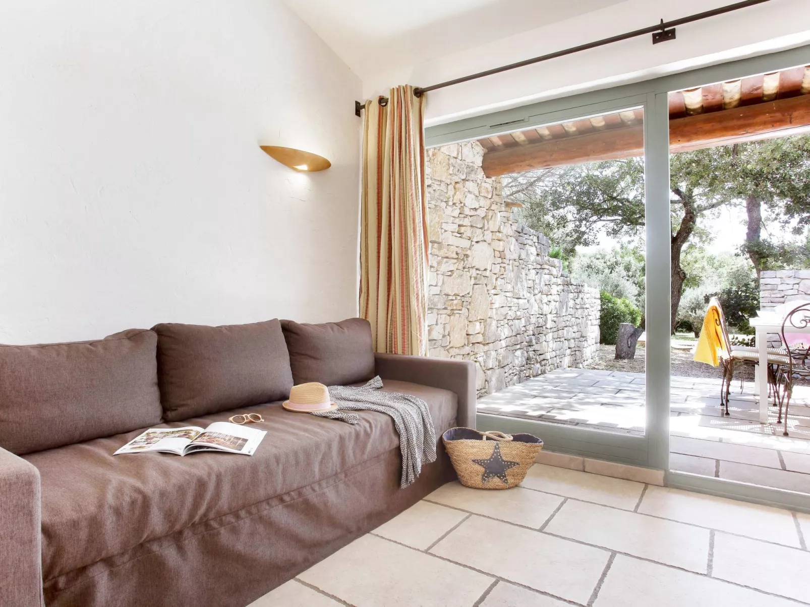 La Bastide des Chênes-Inside