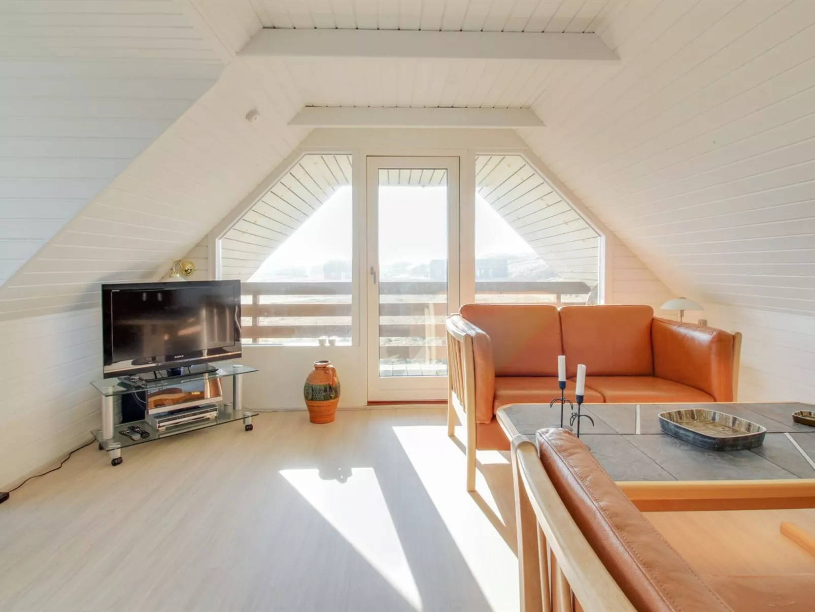 "Eringisl" - 50m from the sea-Inside