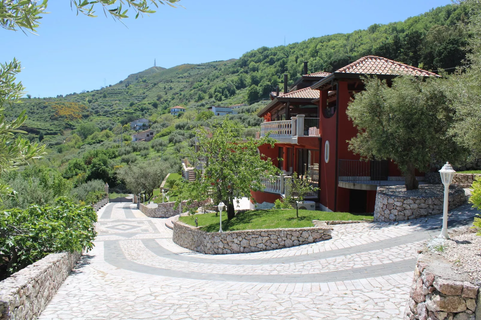 Villa Rosaria-Gardens summer