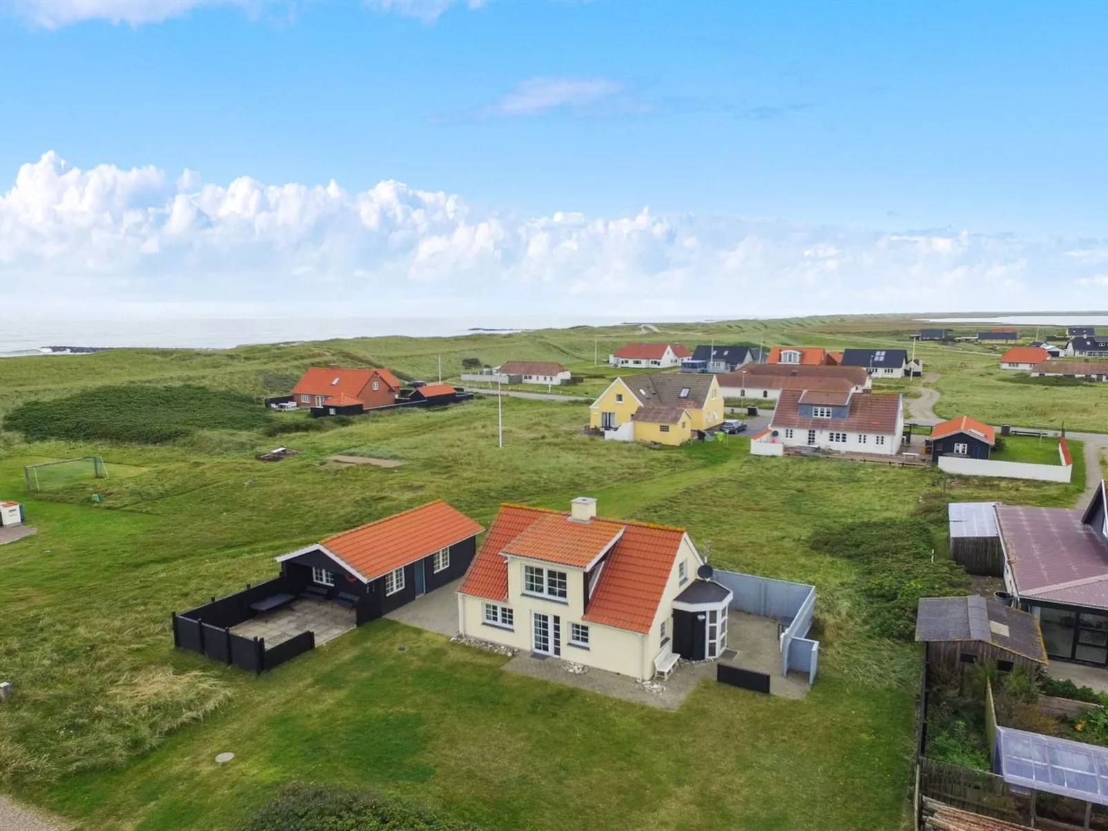 "Dietlinde" - 100m from the sea-Outside