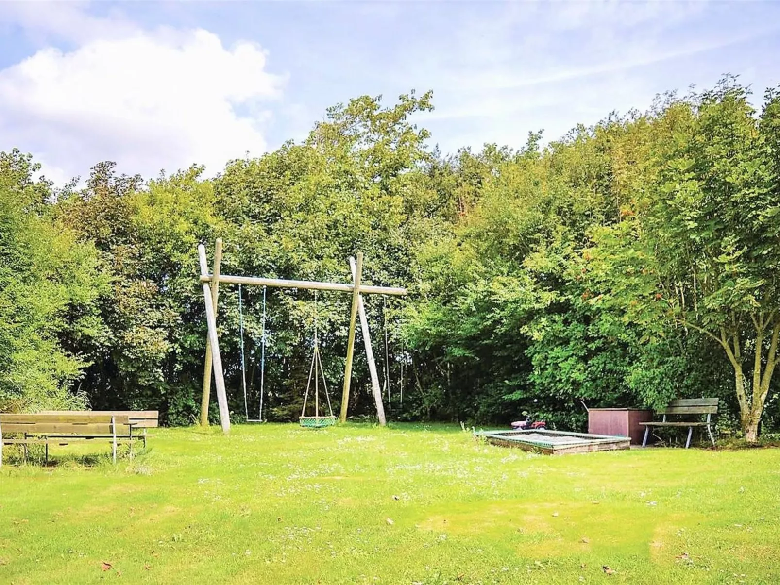 "Martinus" - 5.5km from the sea-Outside