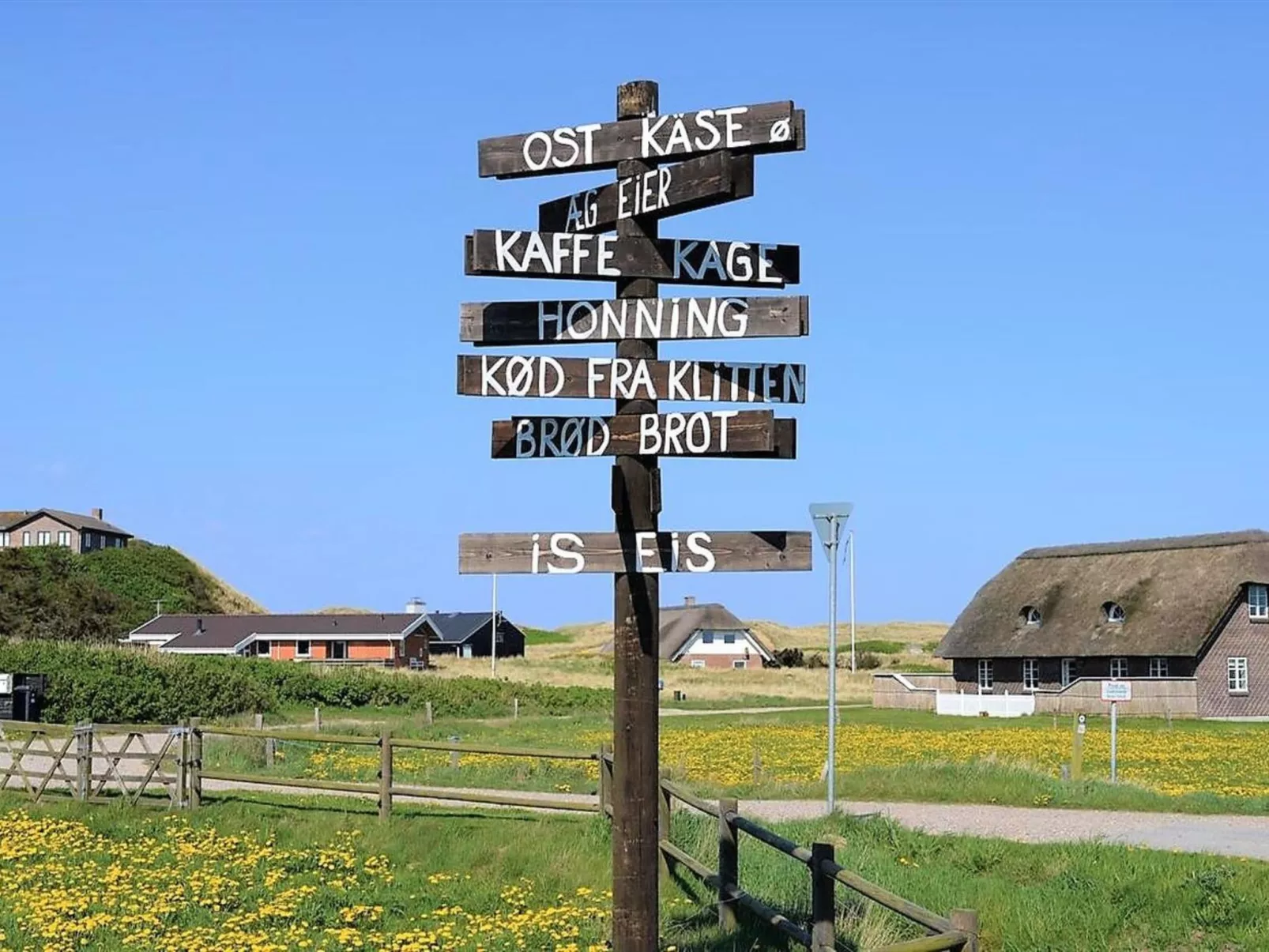 "Martinus" - 5.5km from the sea-Outside
