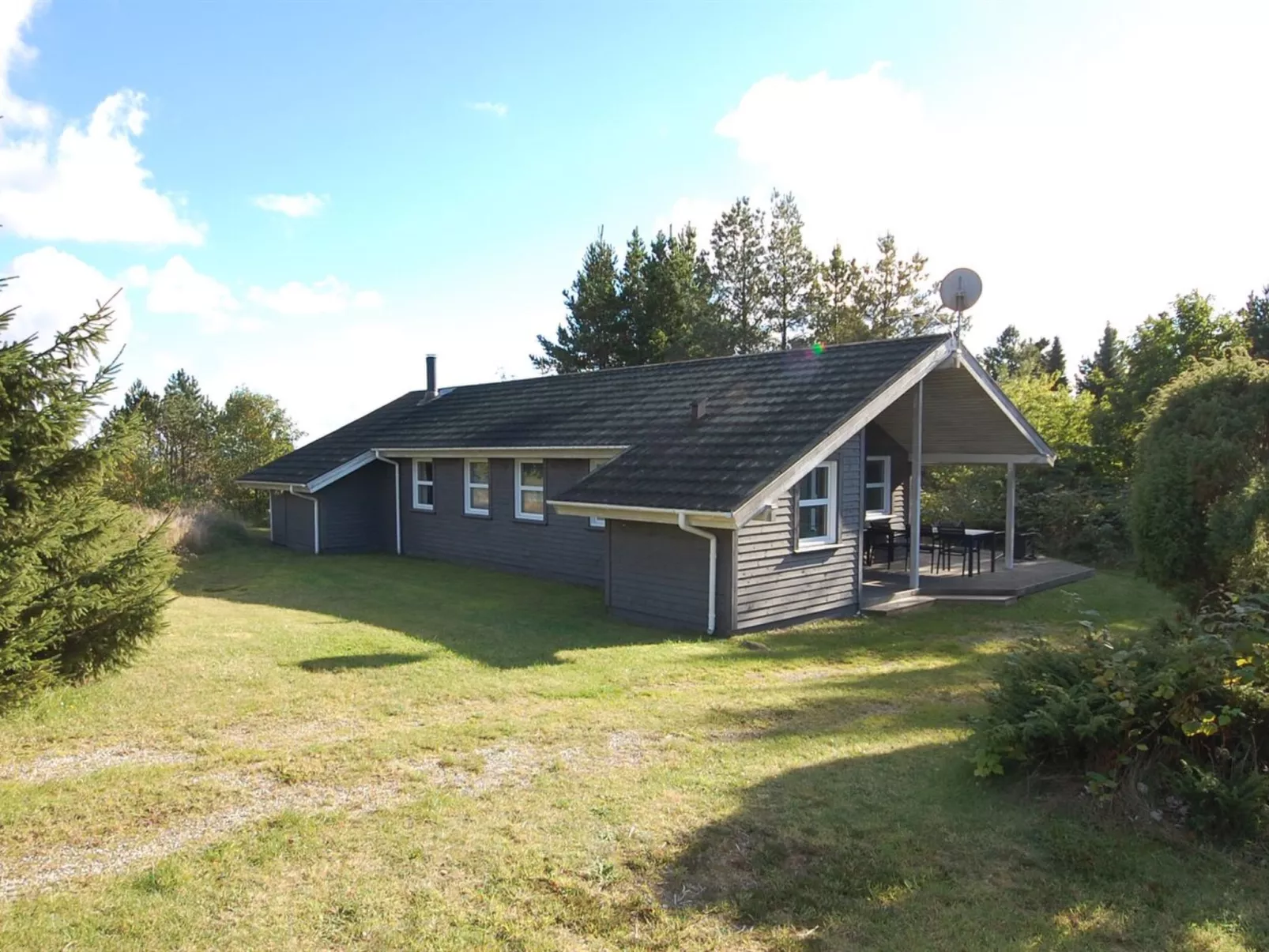 "Jaakob" - 4km from the sea