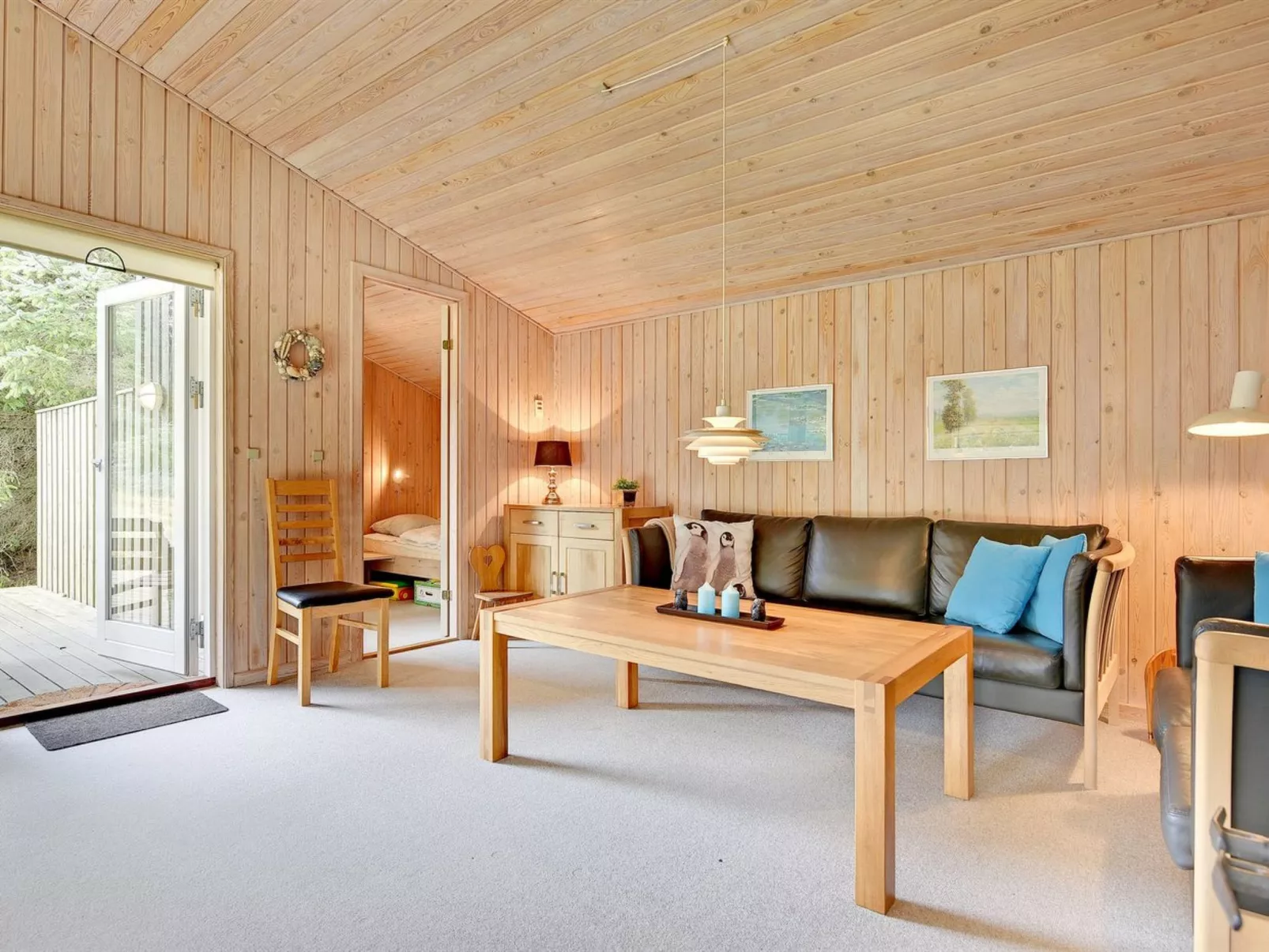 "Editt" - 2km from the sea-Inside