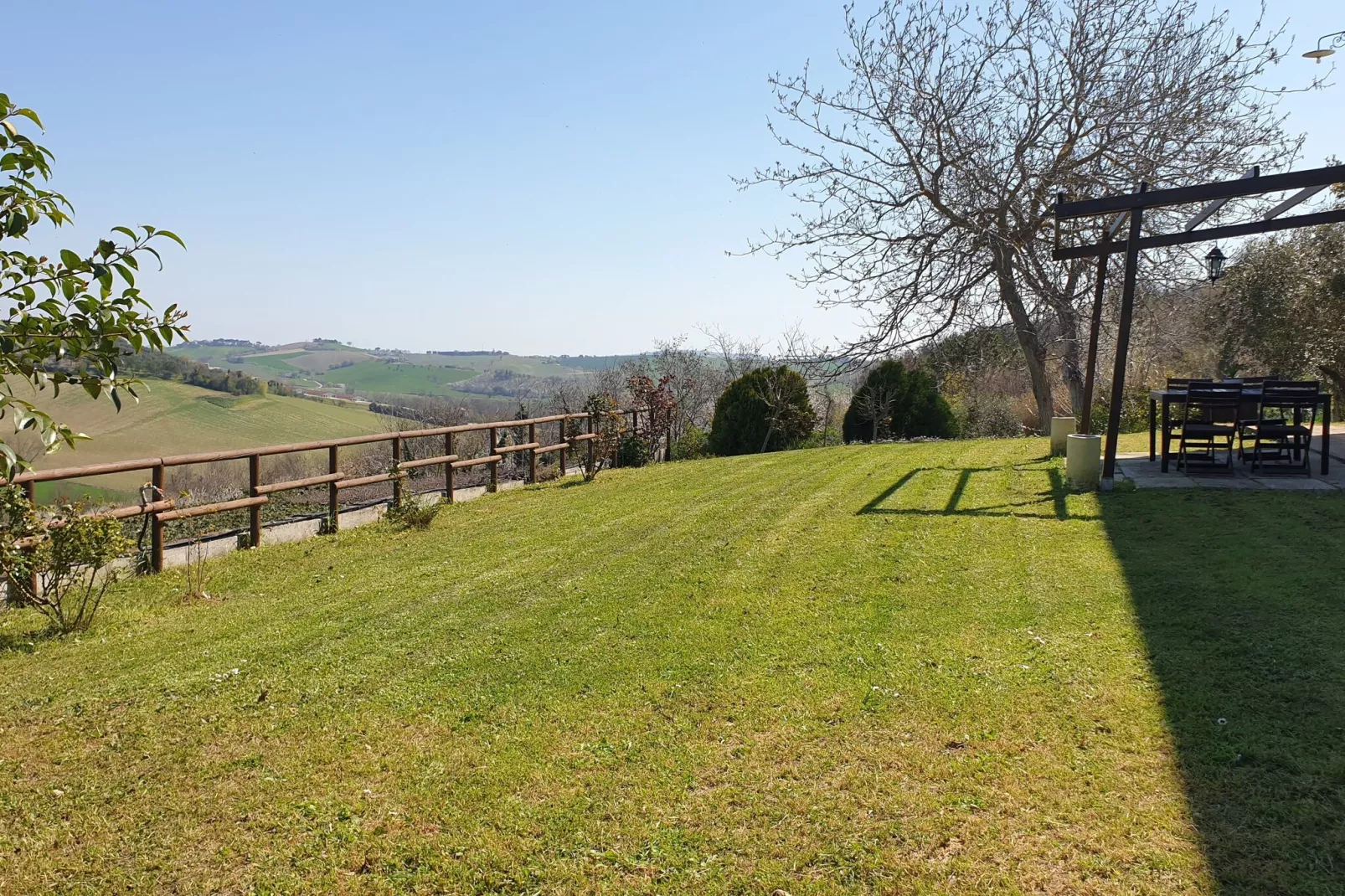 Casale degli Ulivi-Gärten Sommer