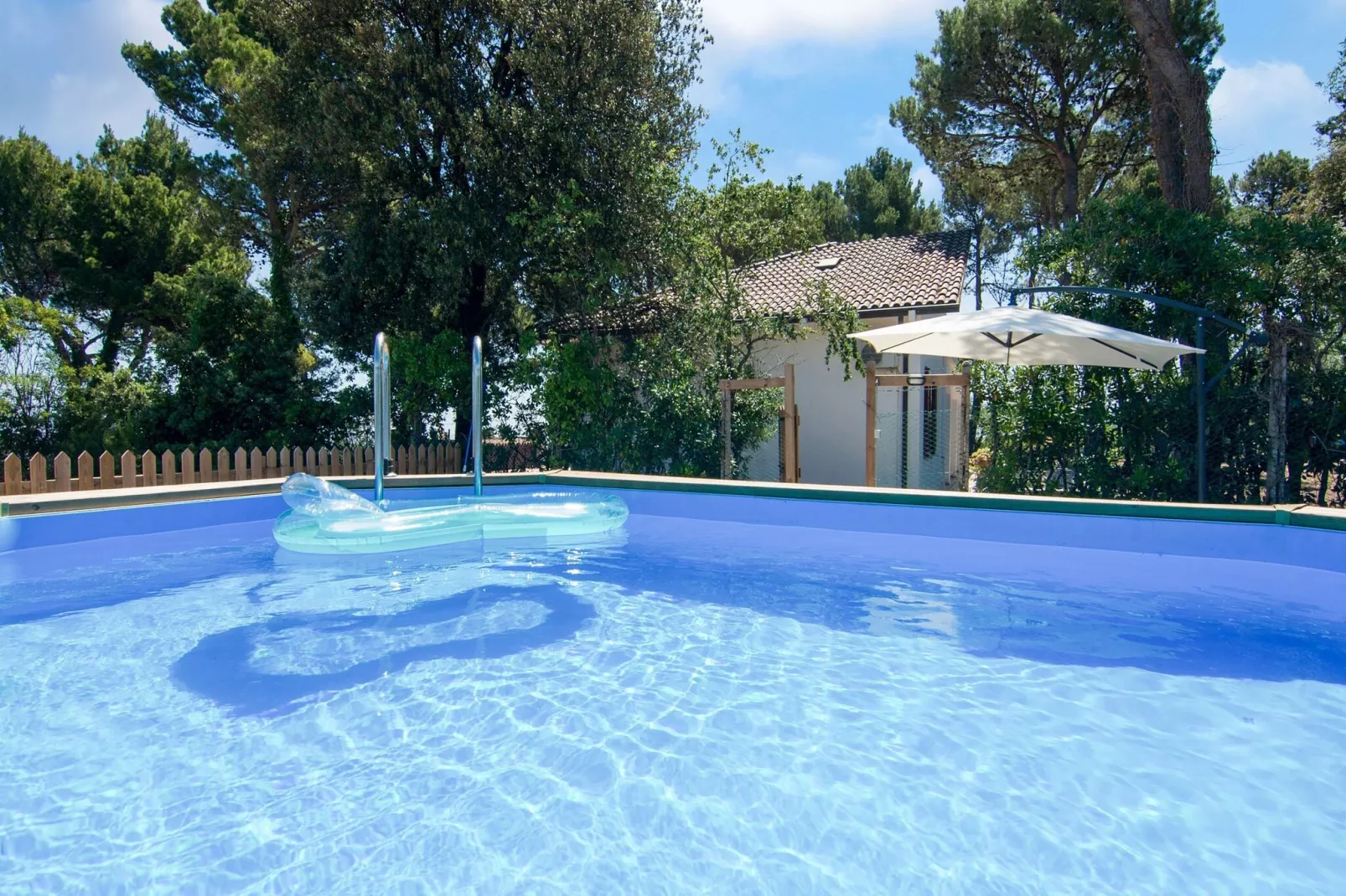 Brezza dal Mare-Pool