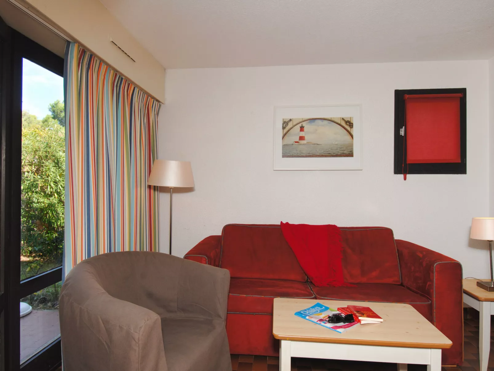Saint Loup-Inside