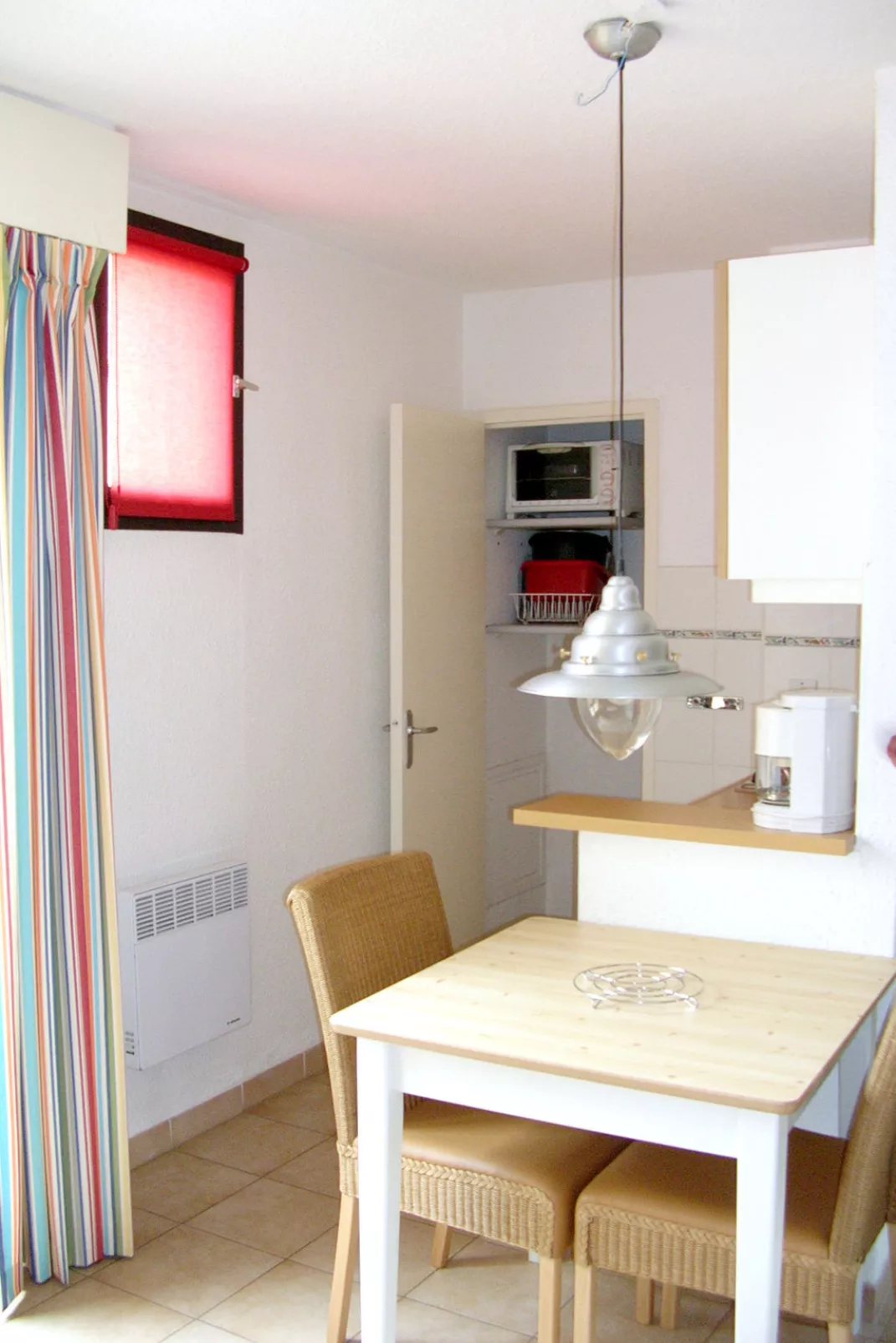 Saint Loup-Inside