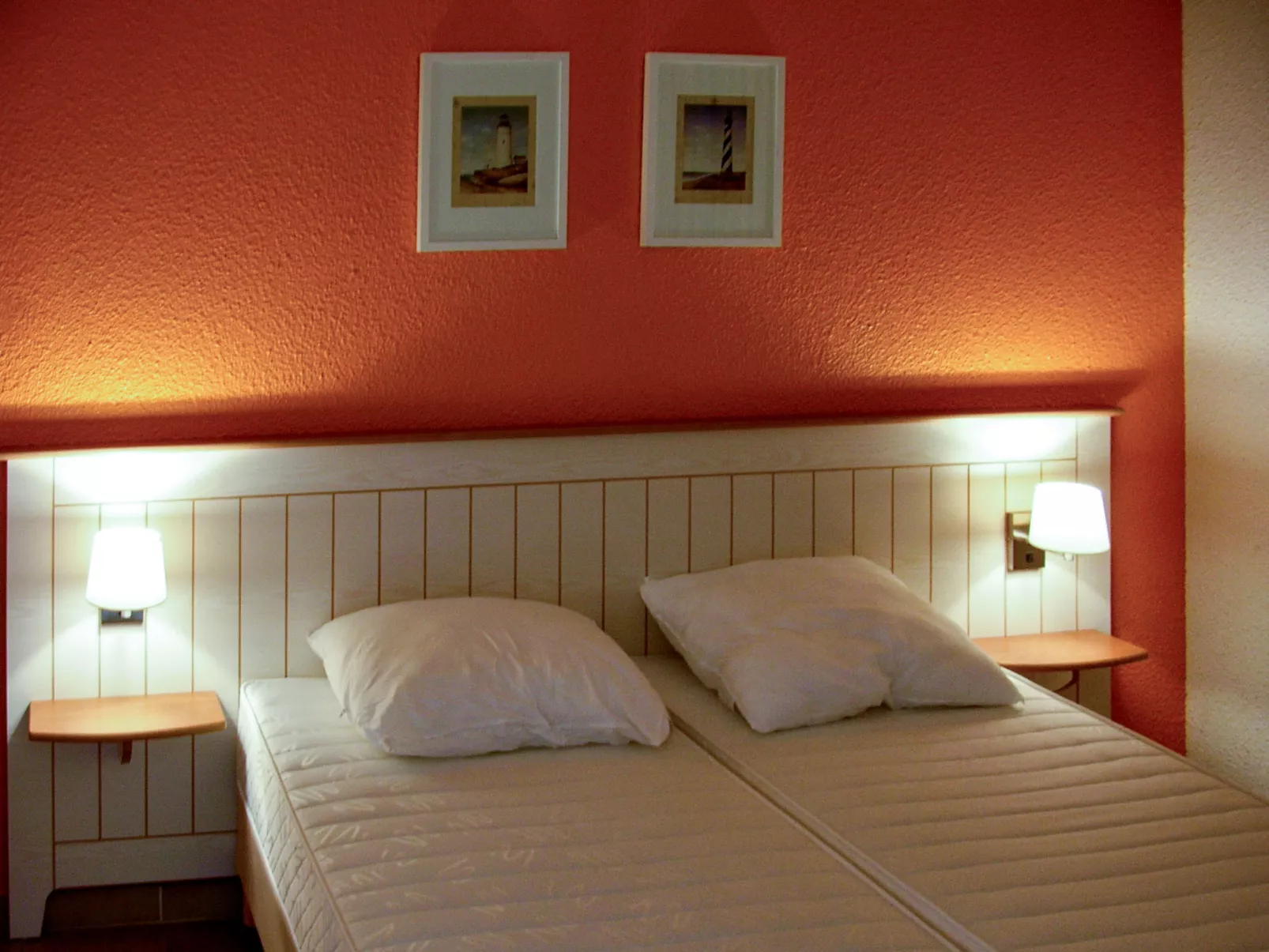 Saint Loup-Inside