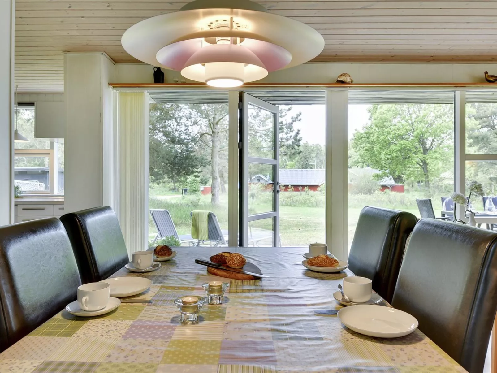 "Gynna" - 1.2km from the sea-Inside
