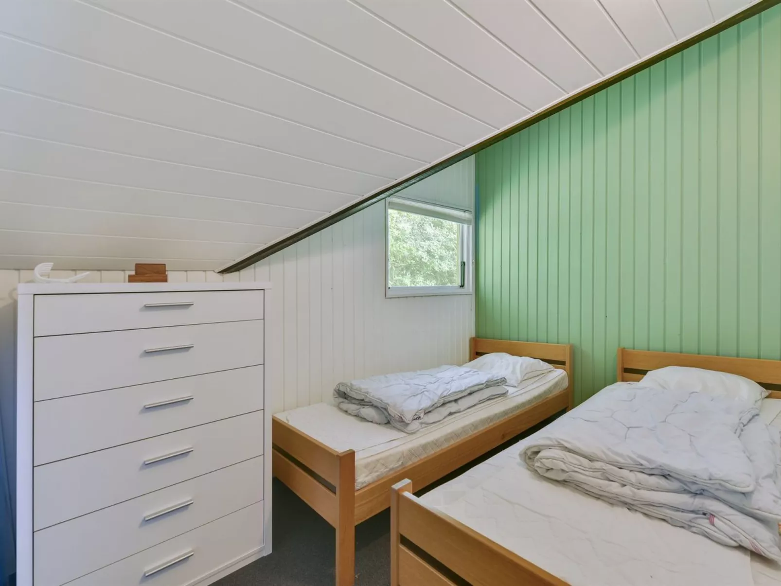 "Leonard" - 28km from the sea-Inside
