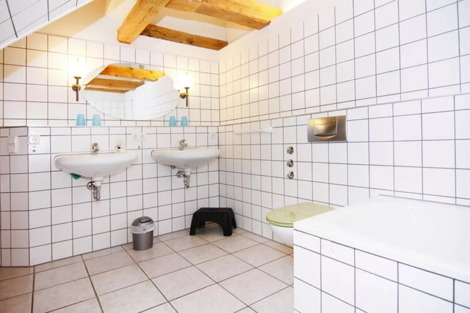 Gutshaus Schulenbrook Kiefer 100 m² 2 P-Bathroom