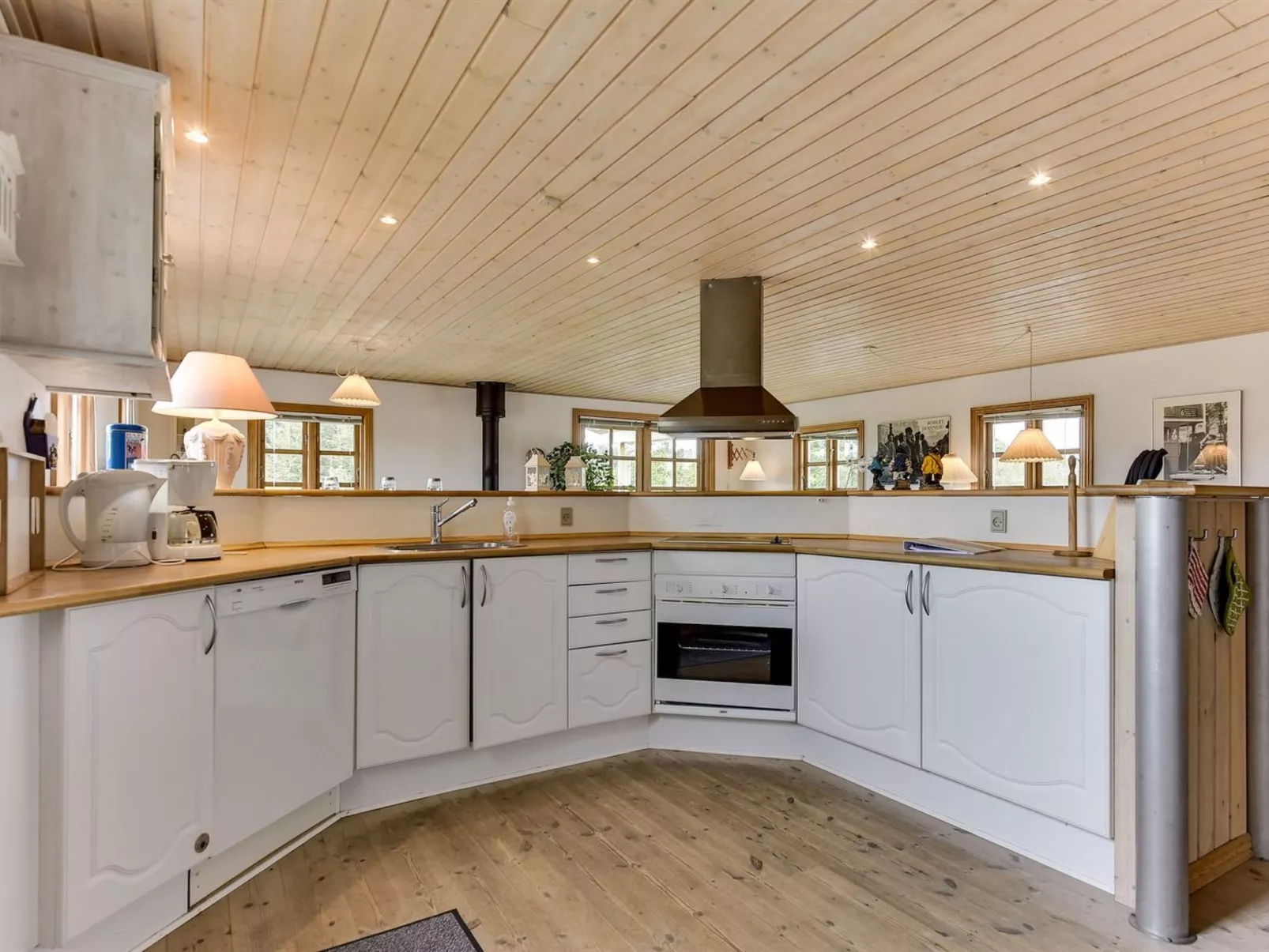 "Dortea" - 600m from the sea-Inside