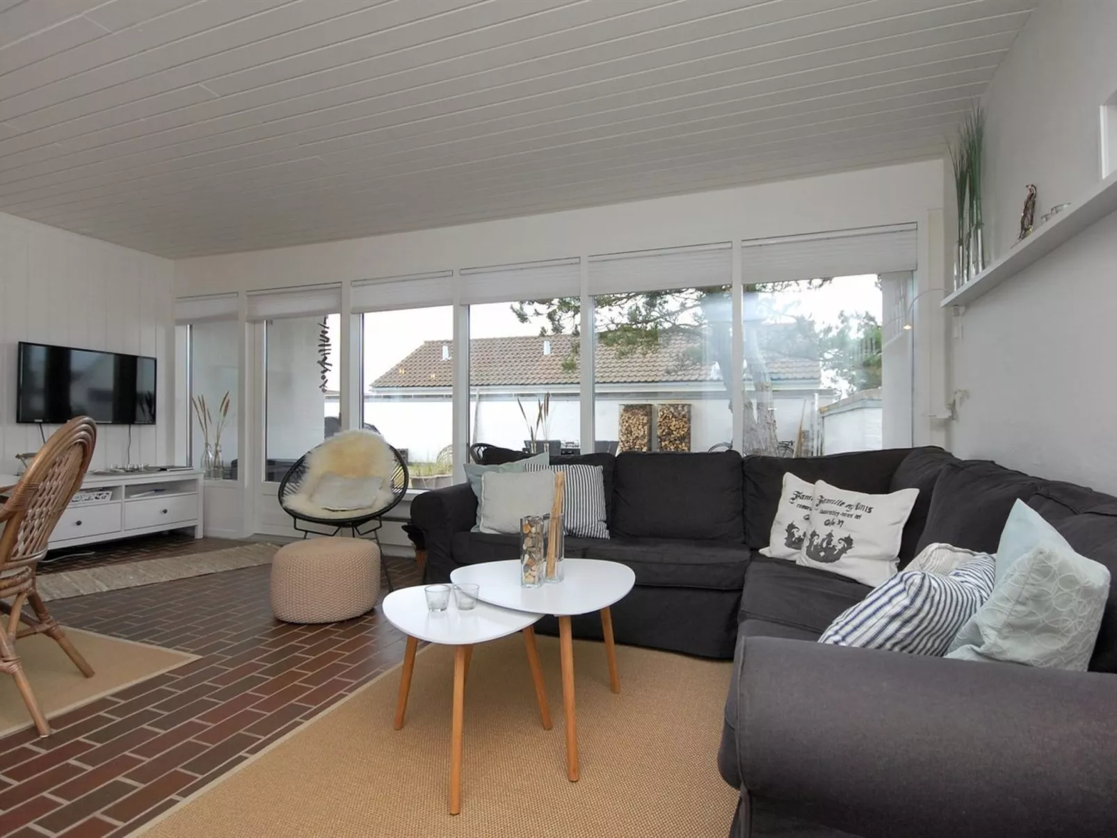 "Frieda" - 7.2km from the sea-Drinnen