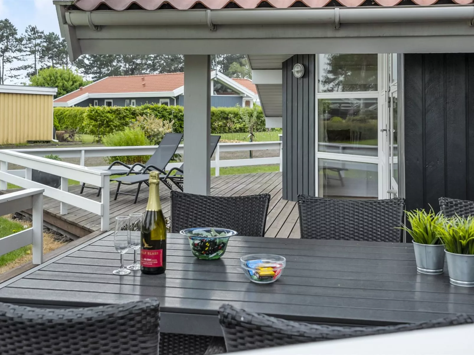 "Barth" - 150m from the sea-Draußen