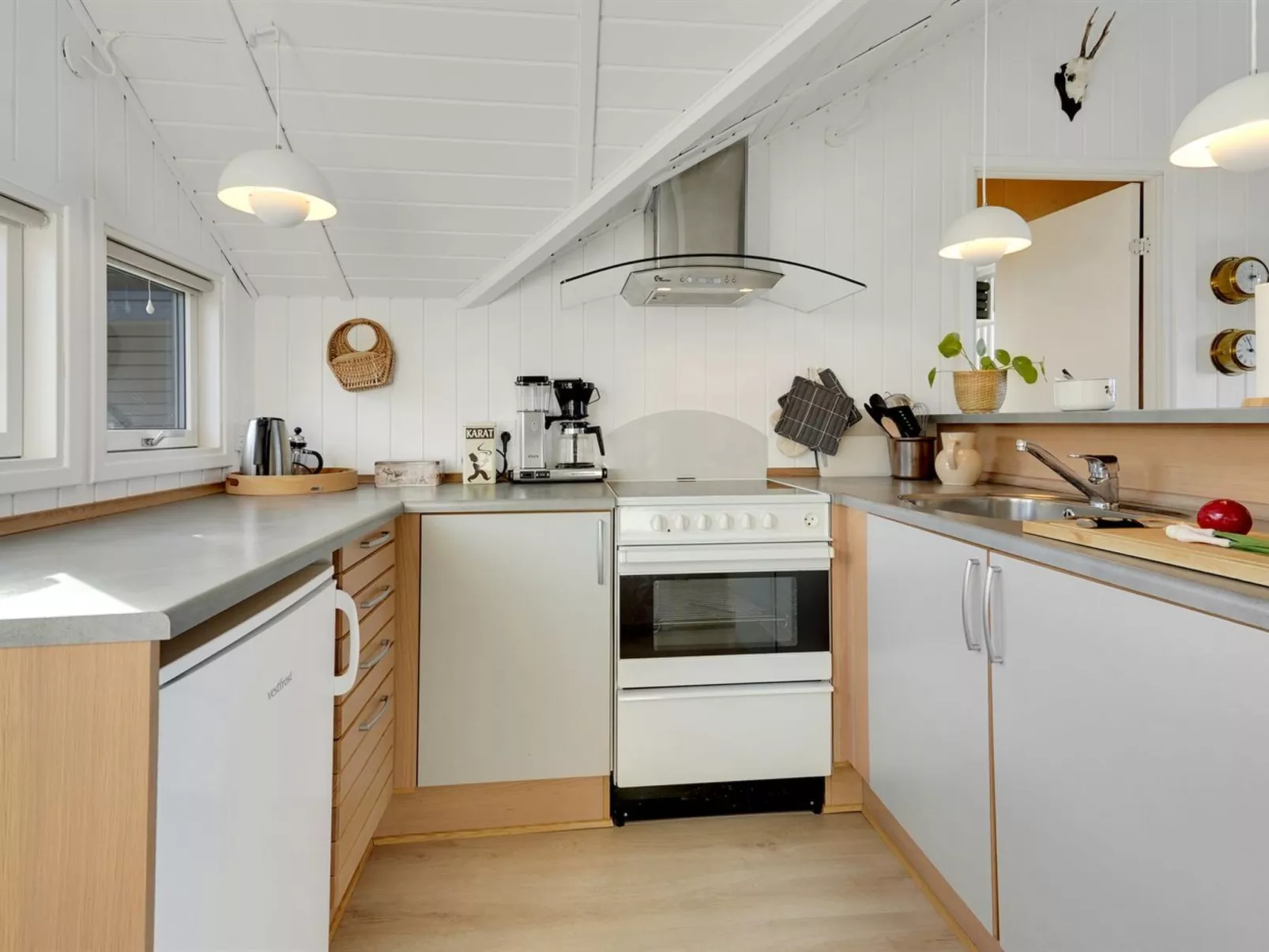 "Adrina" - 175m from the sea-Inside