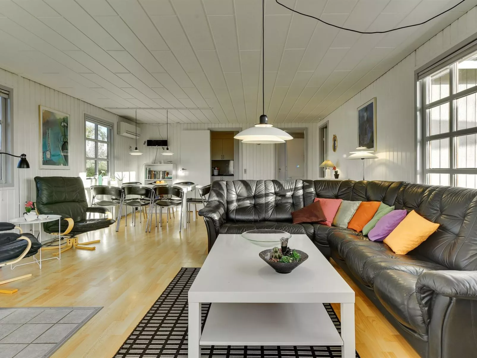 "Haralda" - 300m from the sea-Inside
