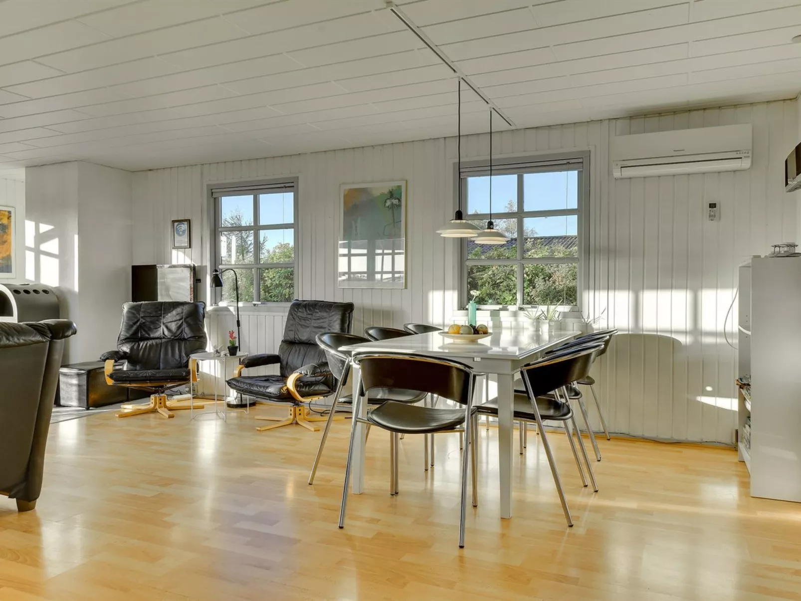 "Haralda" - 300m from the sea-Inside