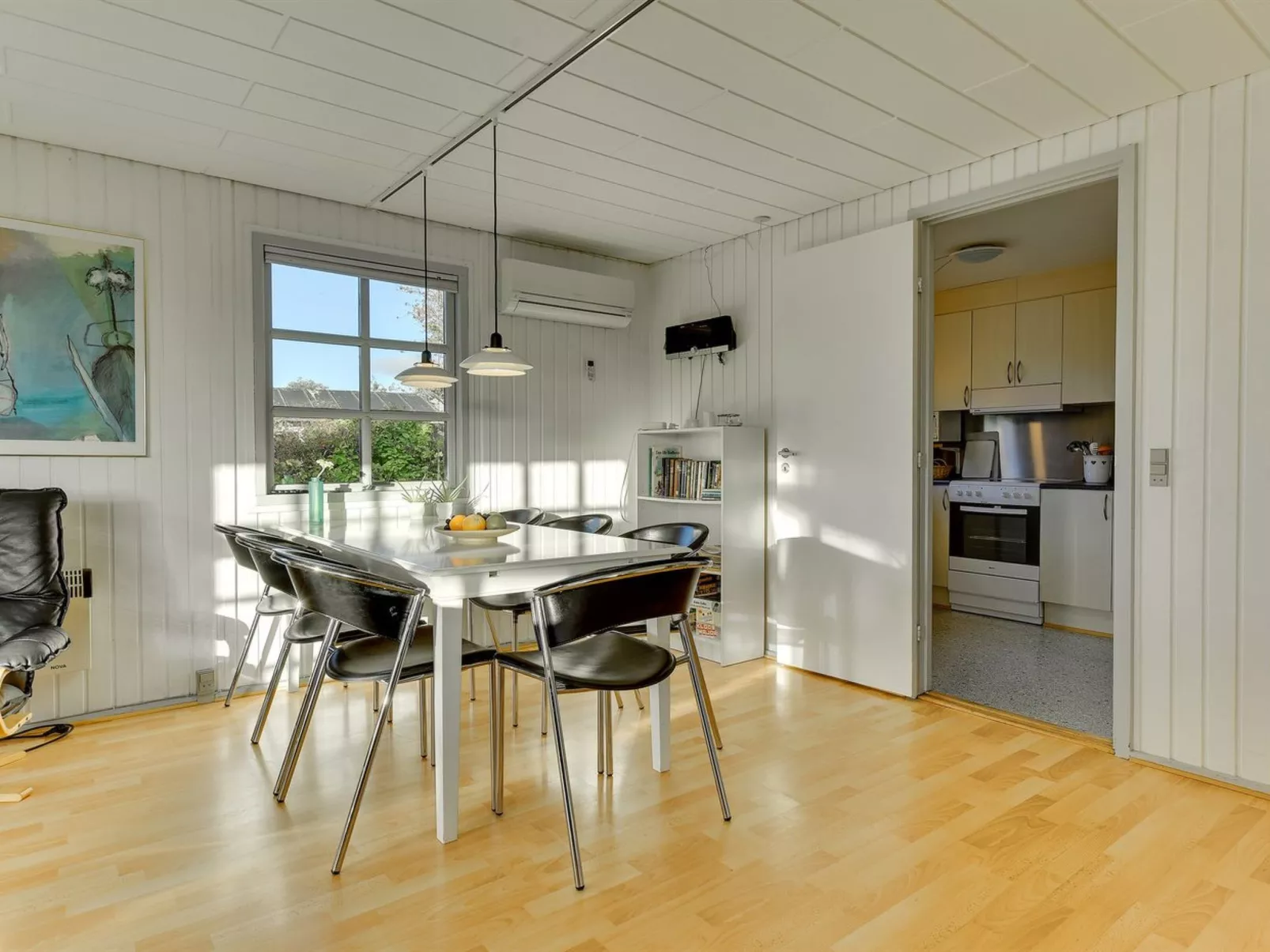 "Haralda" - 300m from the sea-Inside