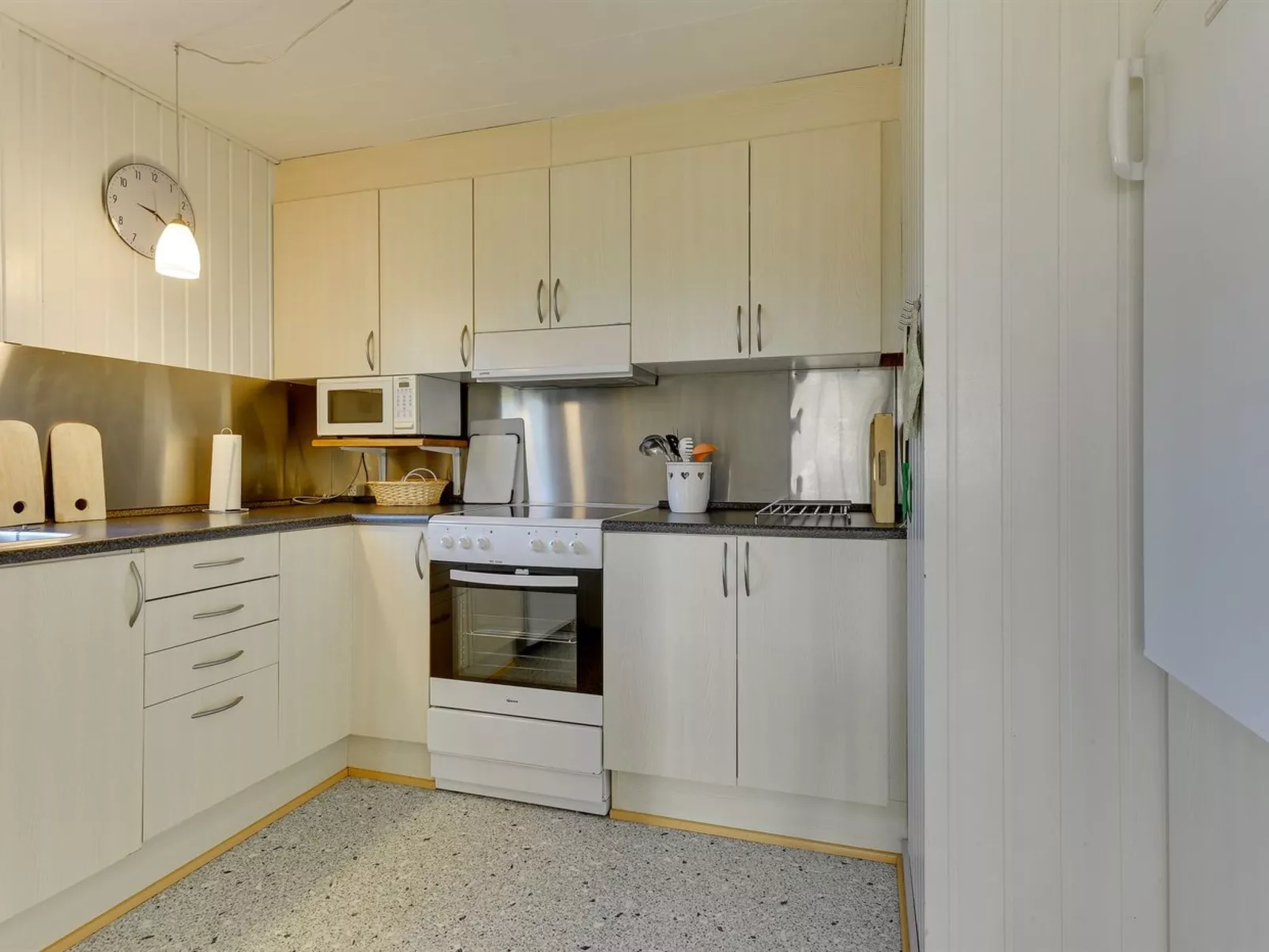 "Haralda" - 300m from the sea-Inside