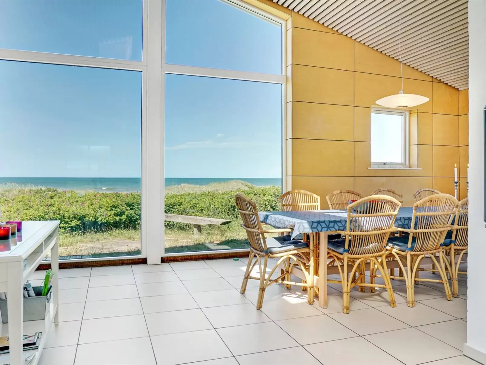"Tinea" - 50m from the sea-Inside