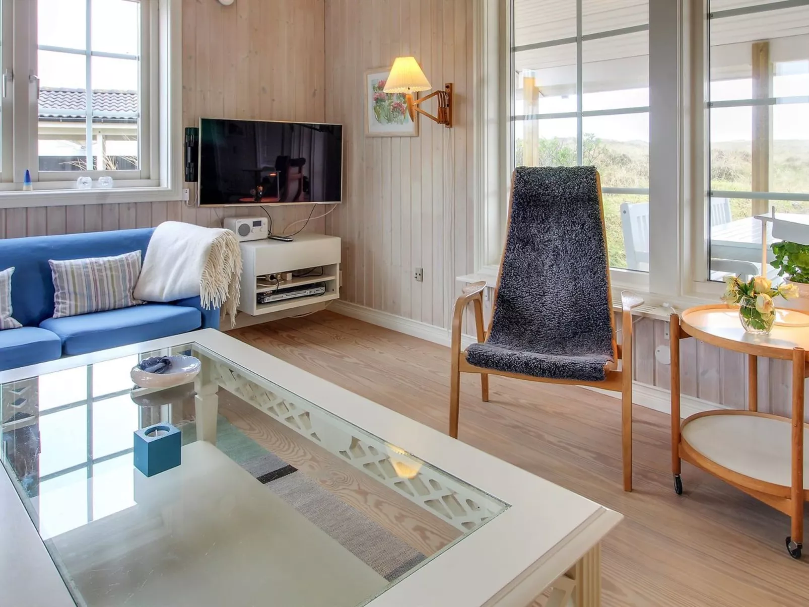 "Aise" - 75m from the sea-Inside