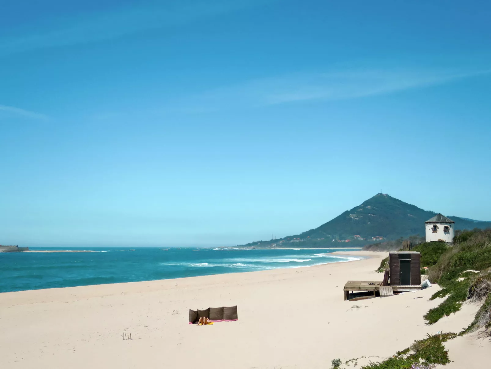 Da Praia-Outside