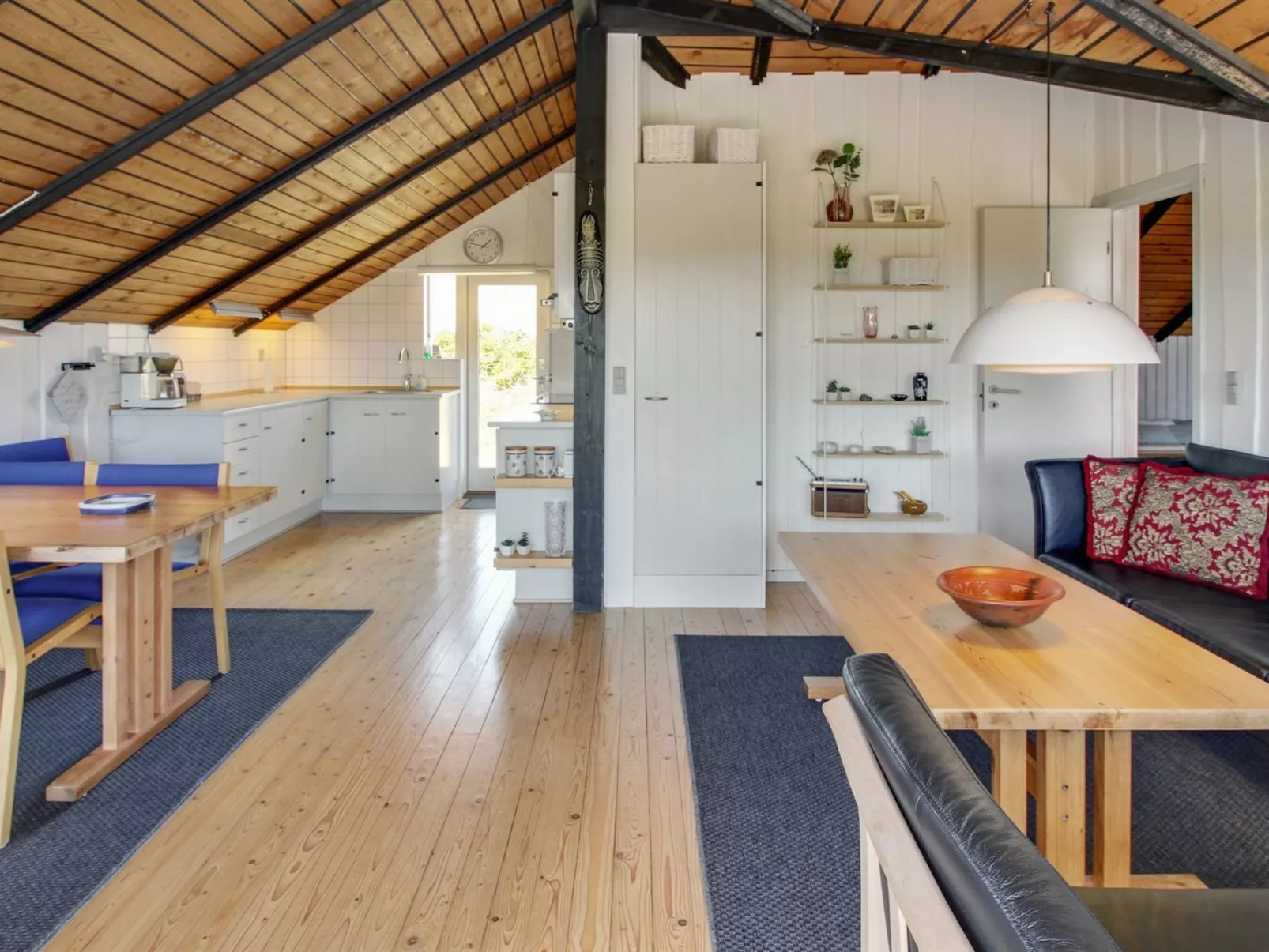 "Olesia" - 250m from the sea-Inside