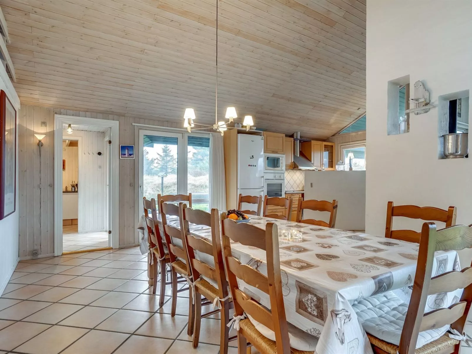 "Alrune" - 800m from the sea-Inside