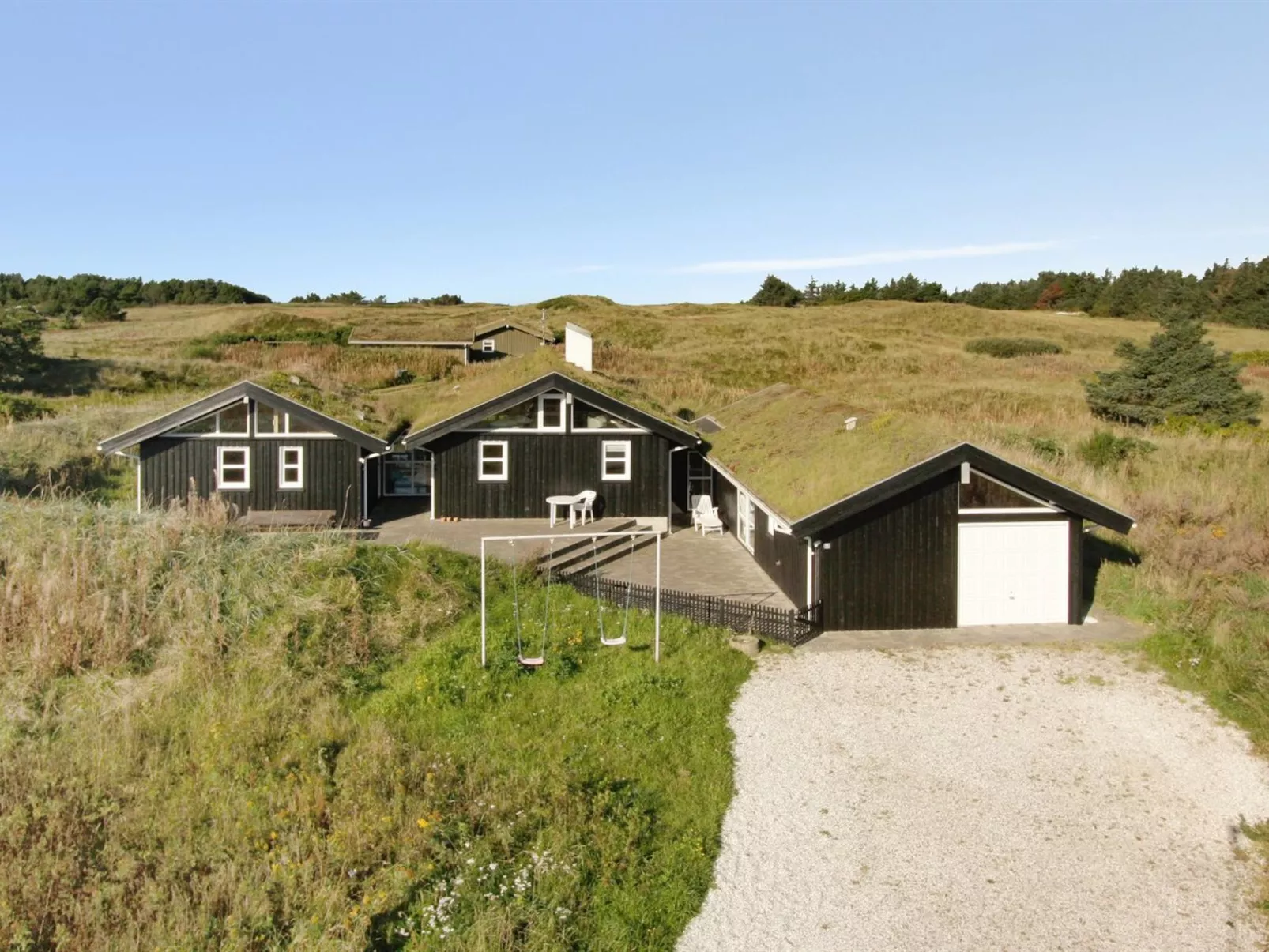 "Alrune" - 800m from the sea-Outside