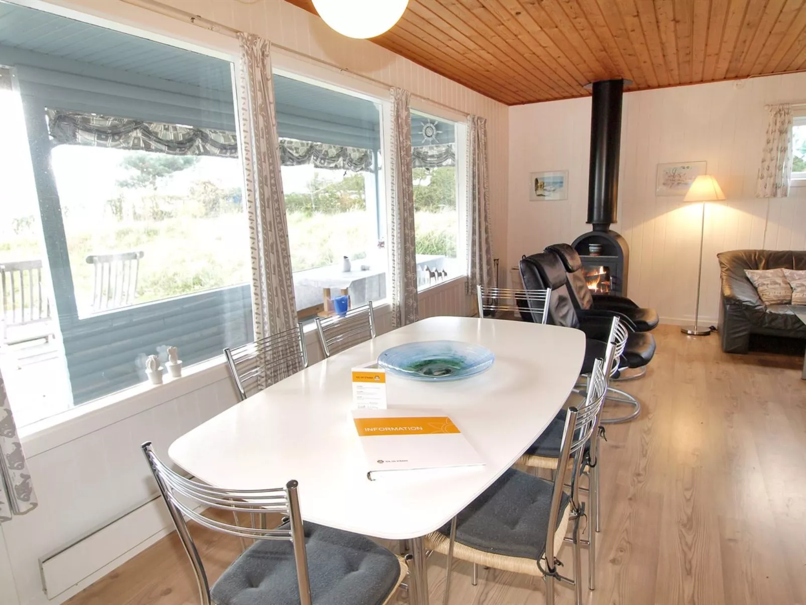 "Bondi" - 150m from the sea-Draußen
