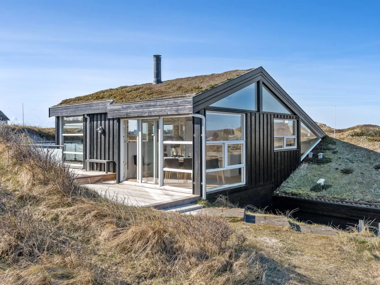 "Swerting" - 230m from the sea-Outside