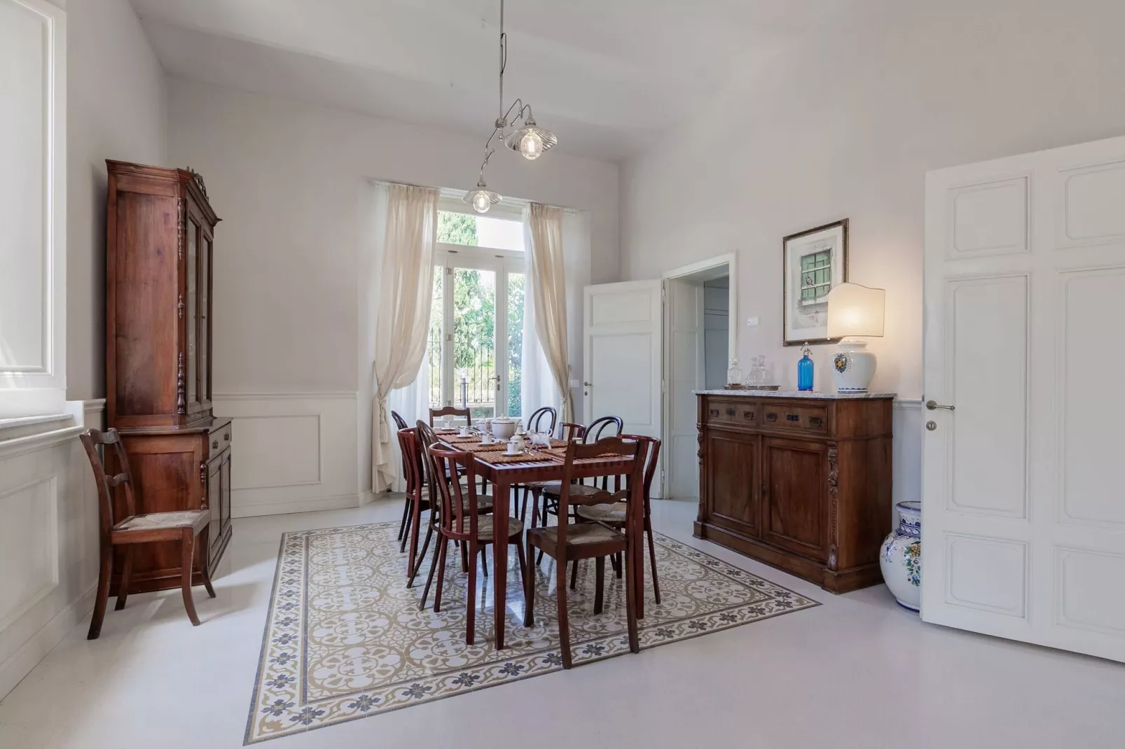 Villa Rose-Esszimmer