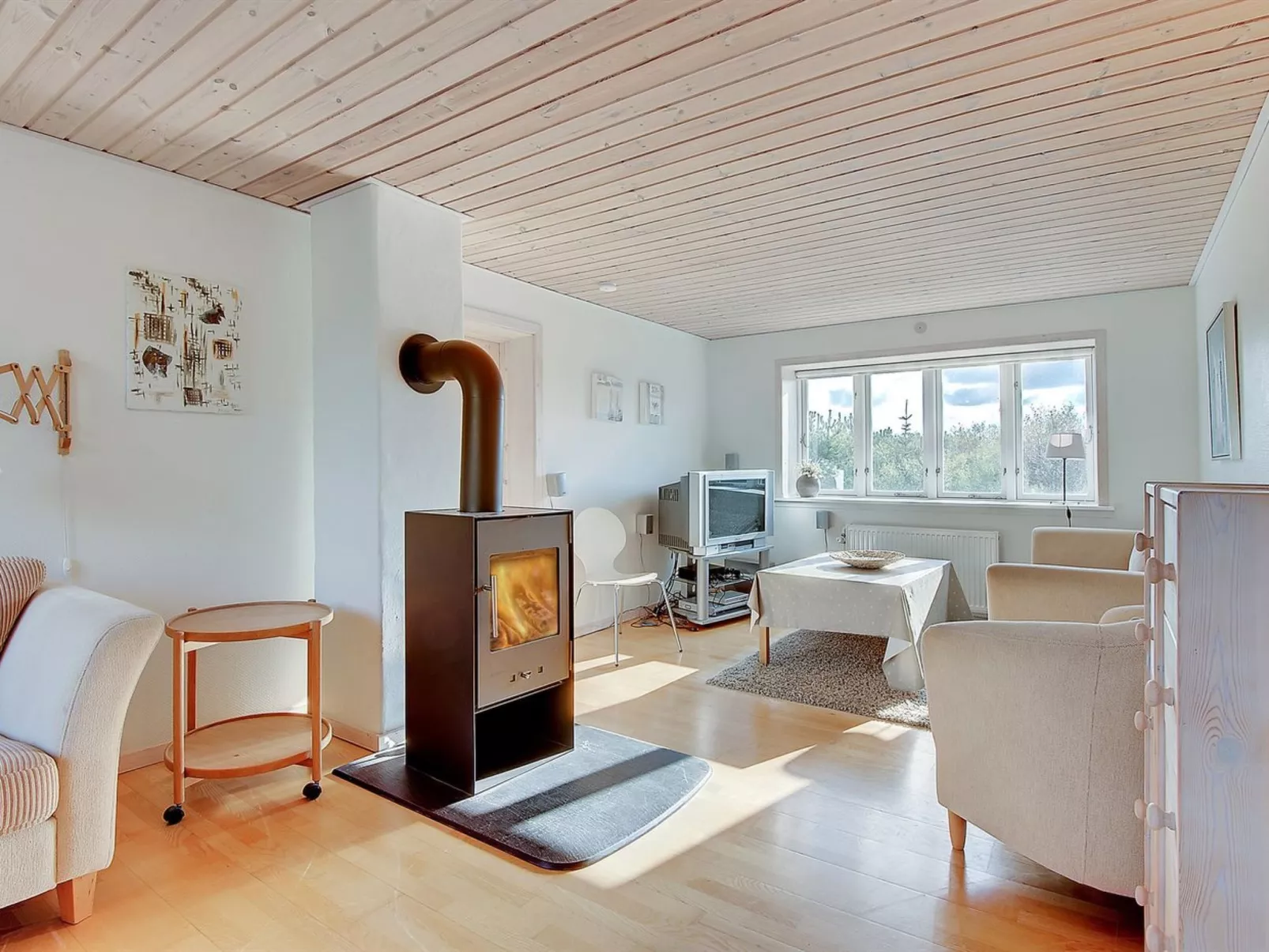 "Etta" - 957m from the sea-Inside