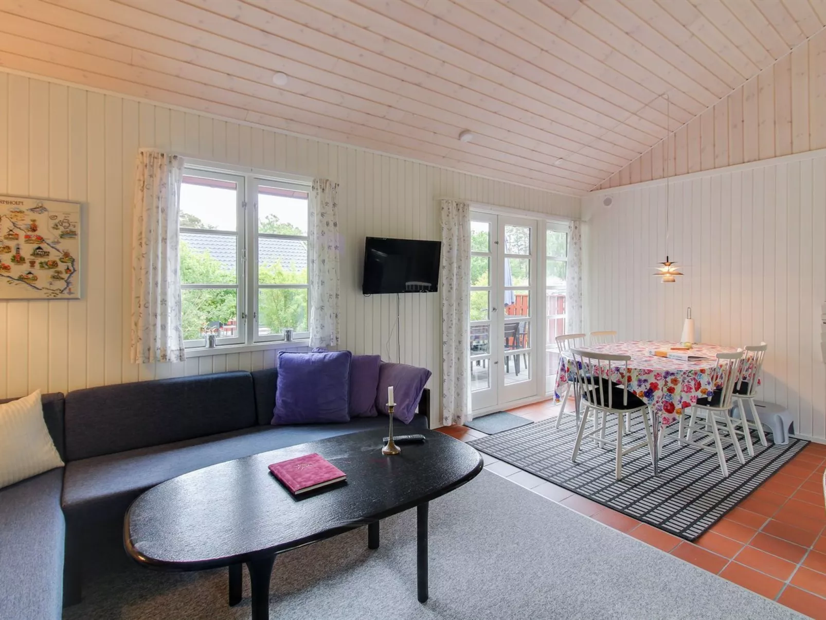 "Alde" - 300m from the sea-Inside