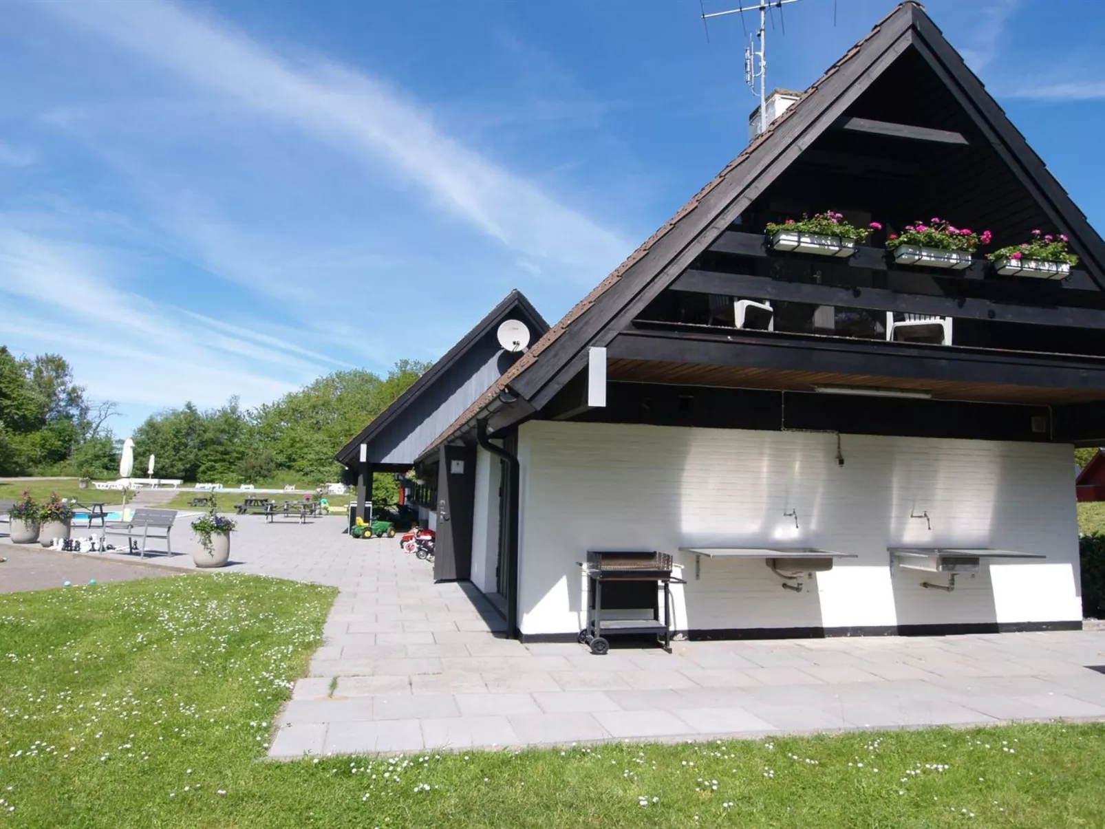 "Alde" - 300m from the sea-Outside