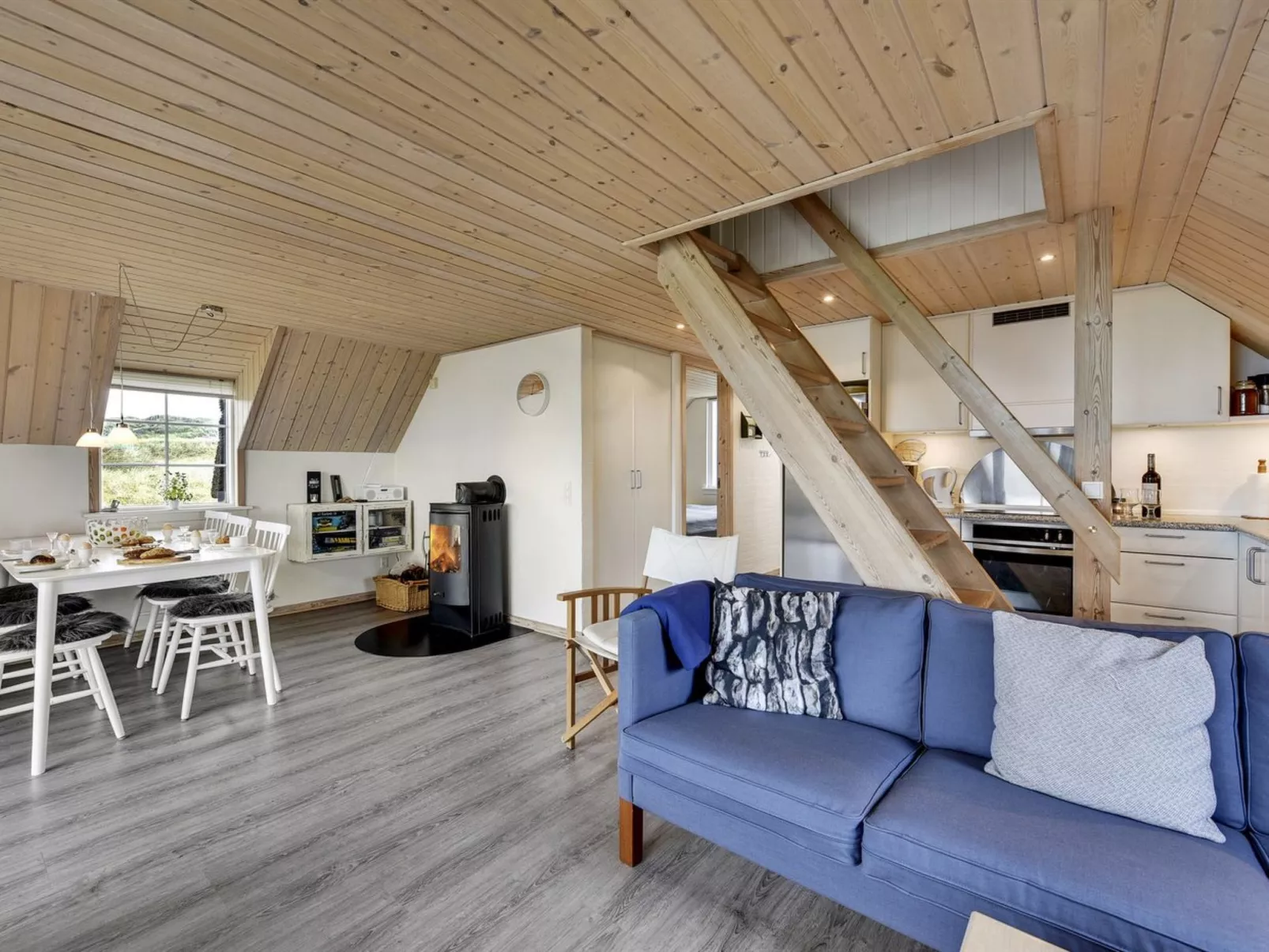 "Klimentina" - 150m from the sea-Inside