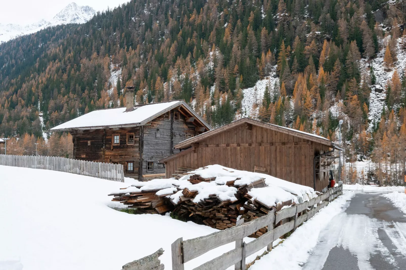 Apartment Zwieselstein-Exterior winter