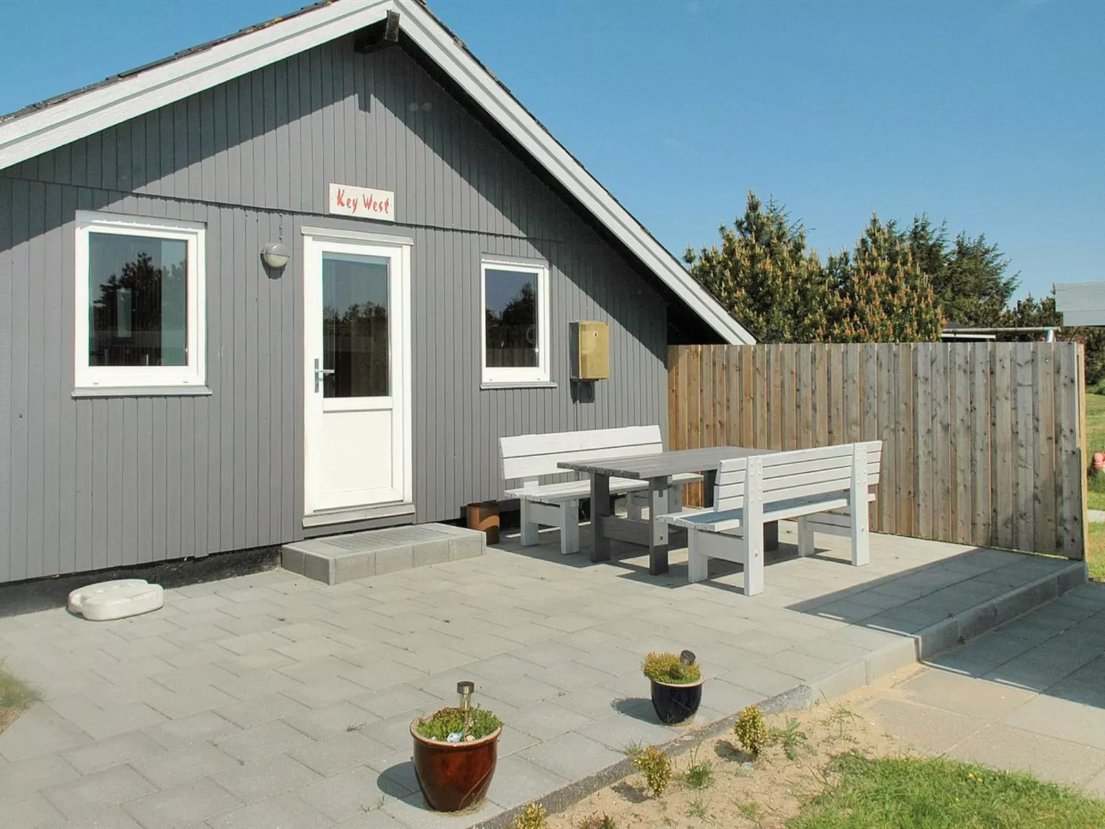 "Solvejk" - 800m from the sea-Outside