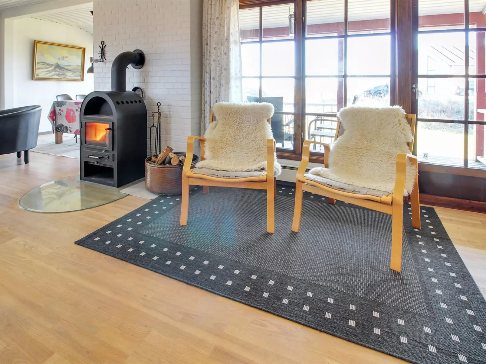 "Asfrid" - 3.5km from the sea-Inside