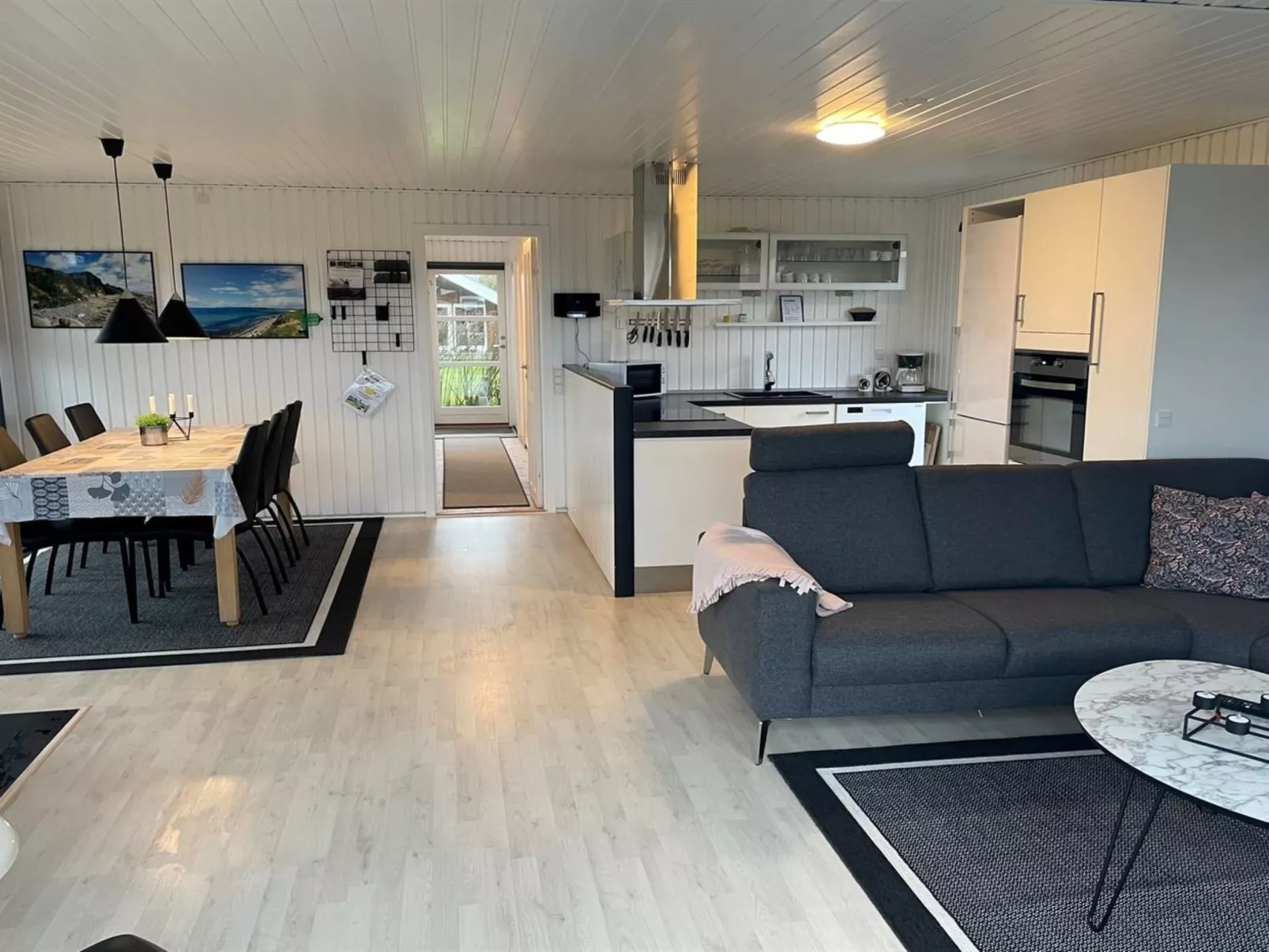 "Elvina" - 200m from the sea-Inside