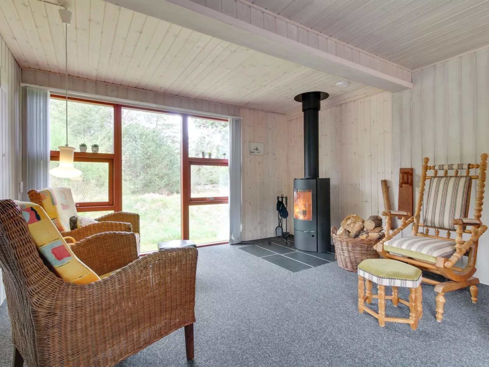 "Eliane" - 4km from the sea-Inside