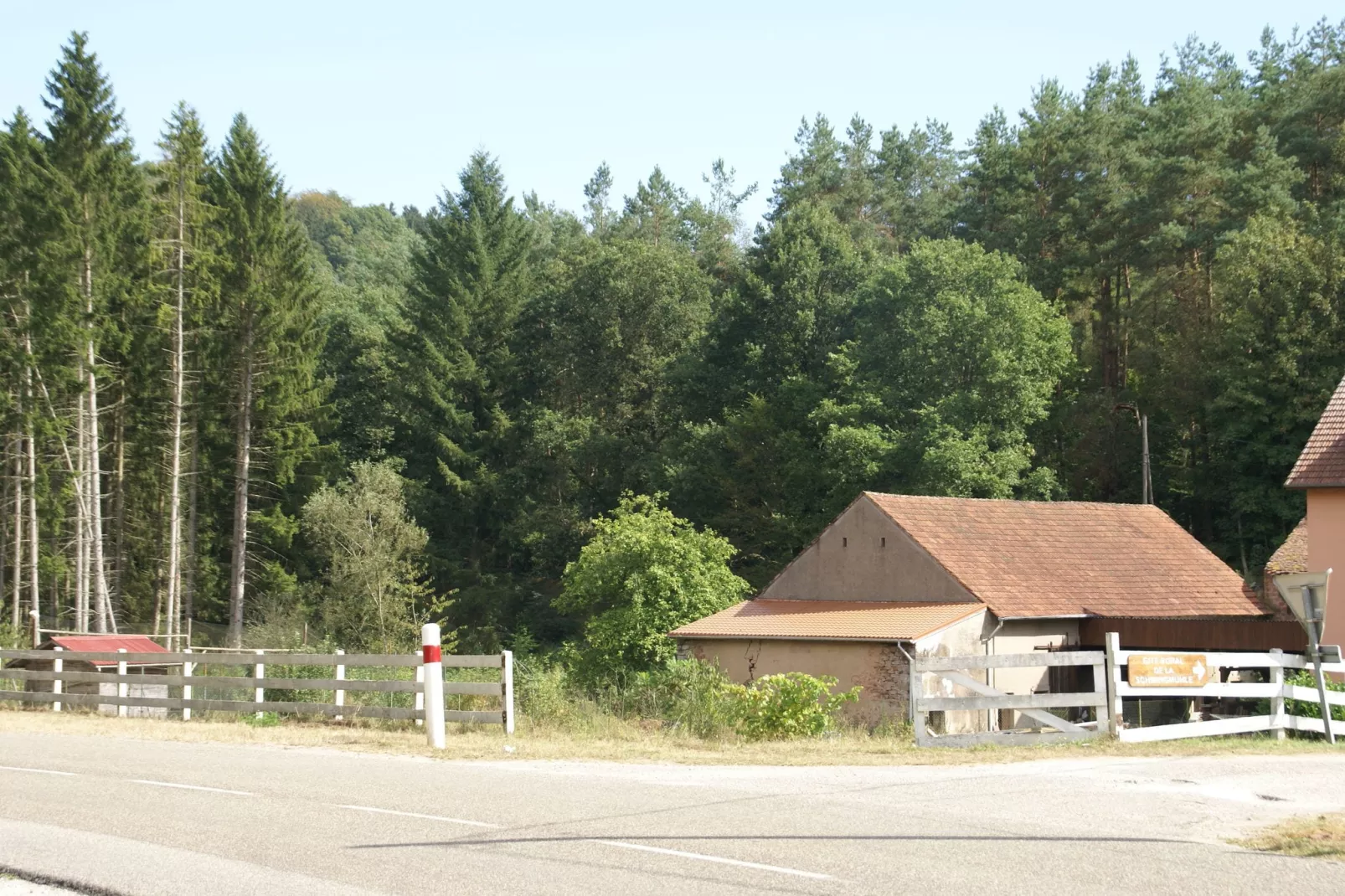 La Schwingmuhle-Exterior summer