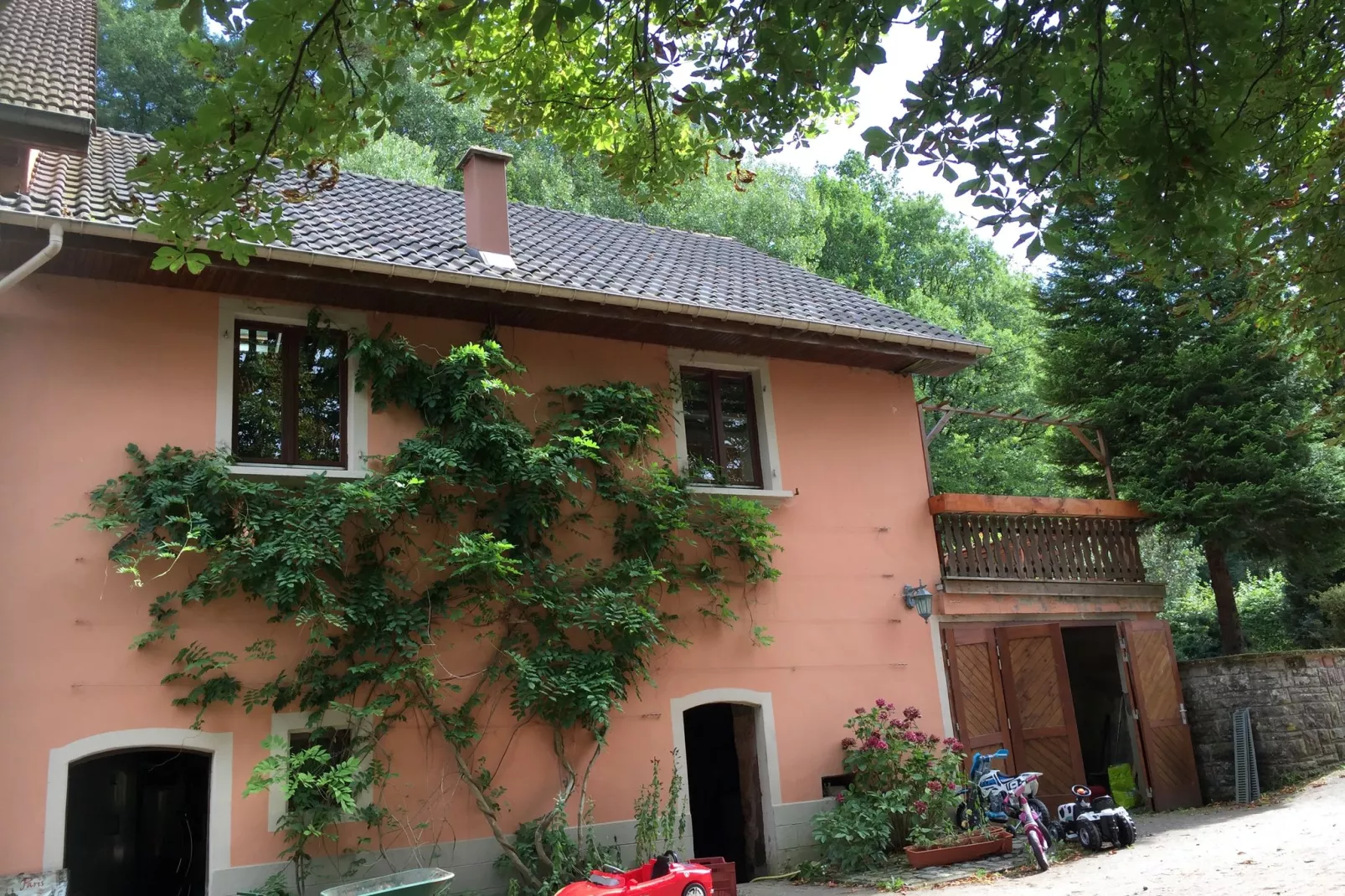 La Schwingmuhle-Exterior summer