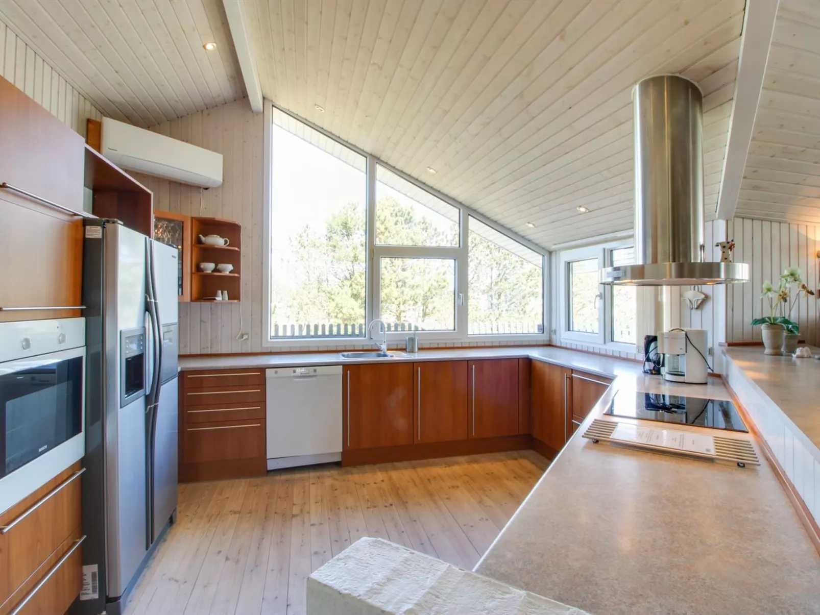 "Edmer" - 50m from the sea-Drinnen